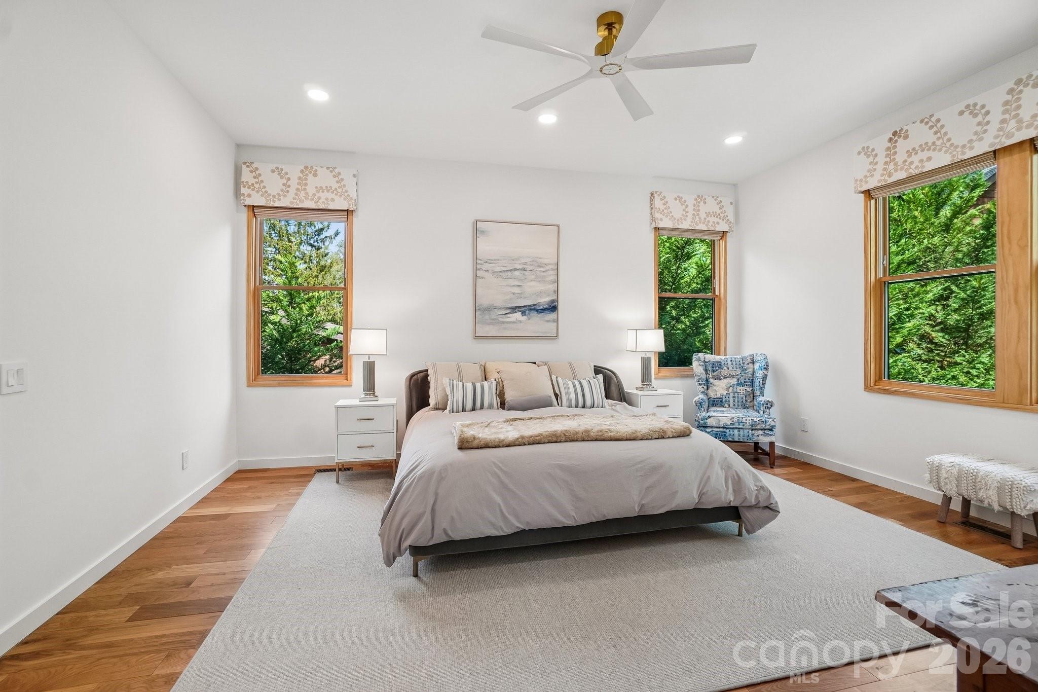 101 Santee Street — Asheville
