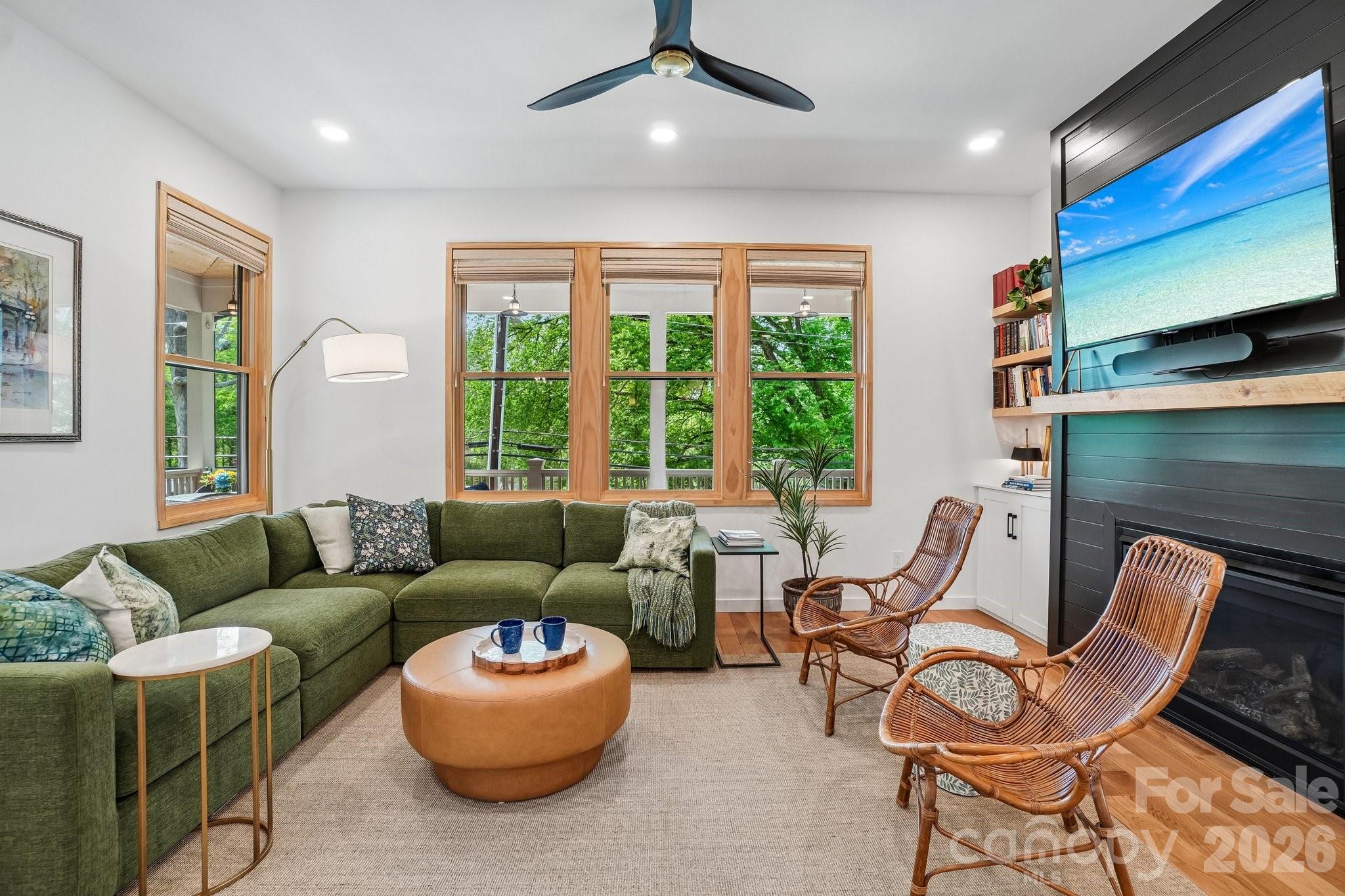 101 Santee Street — Asheville
