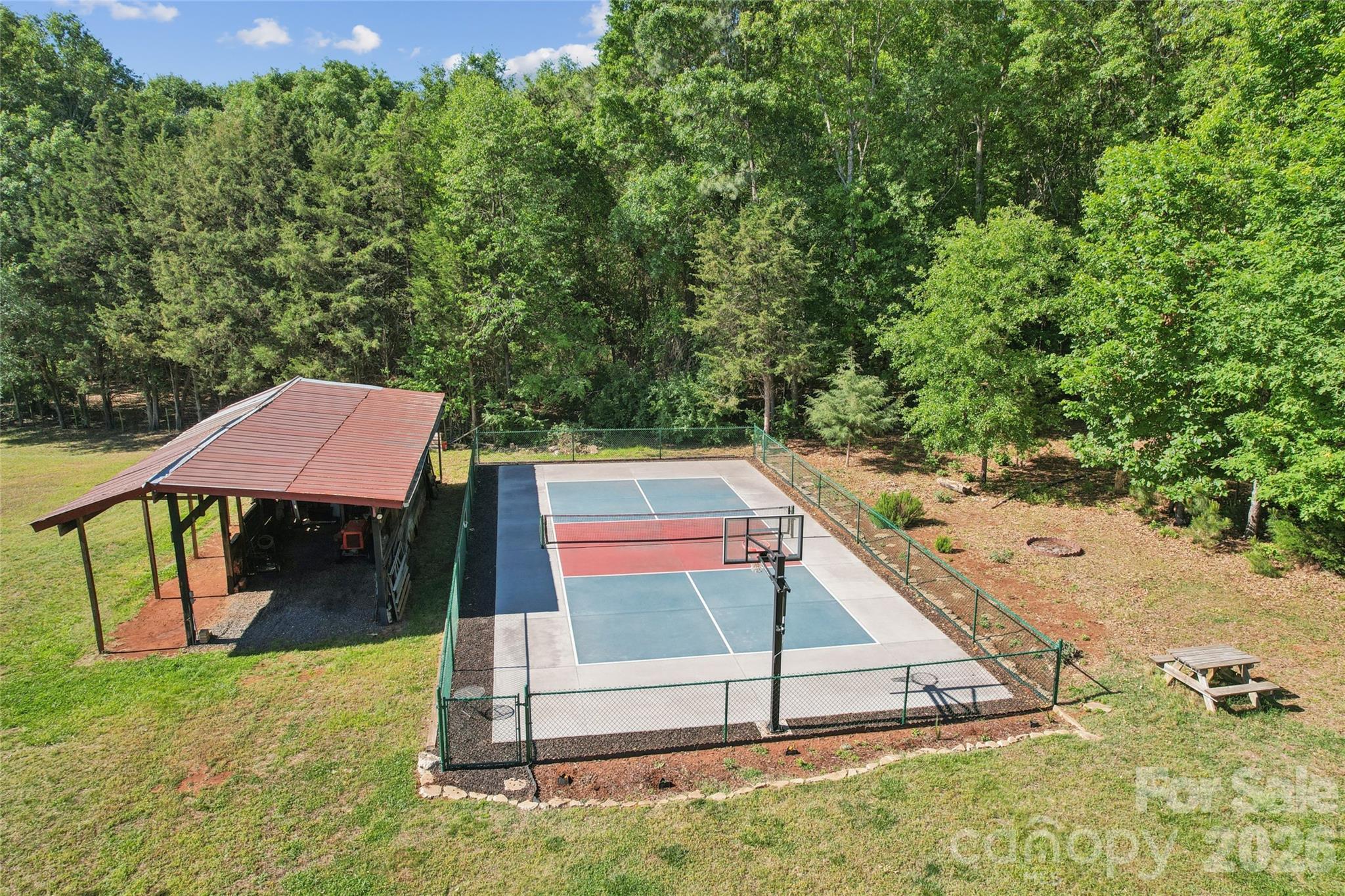 7117 Rock Island Road — Charlotte