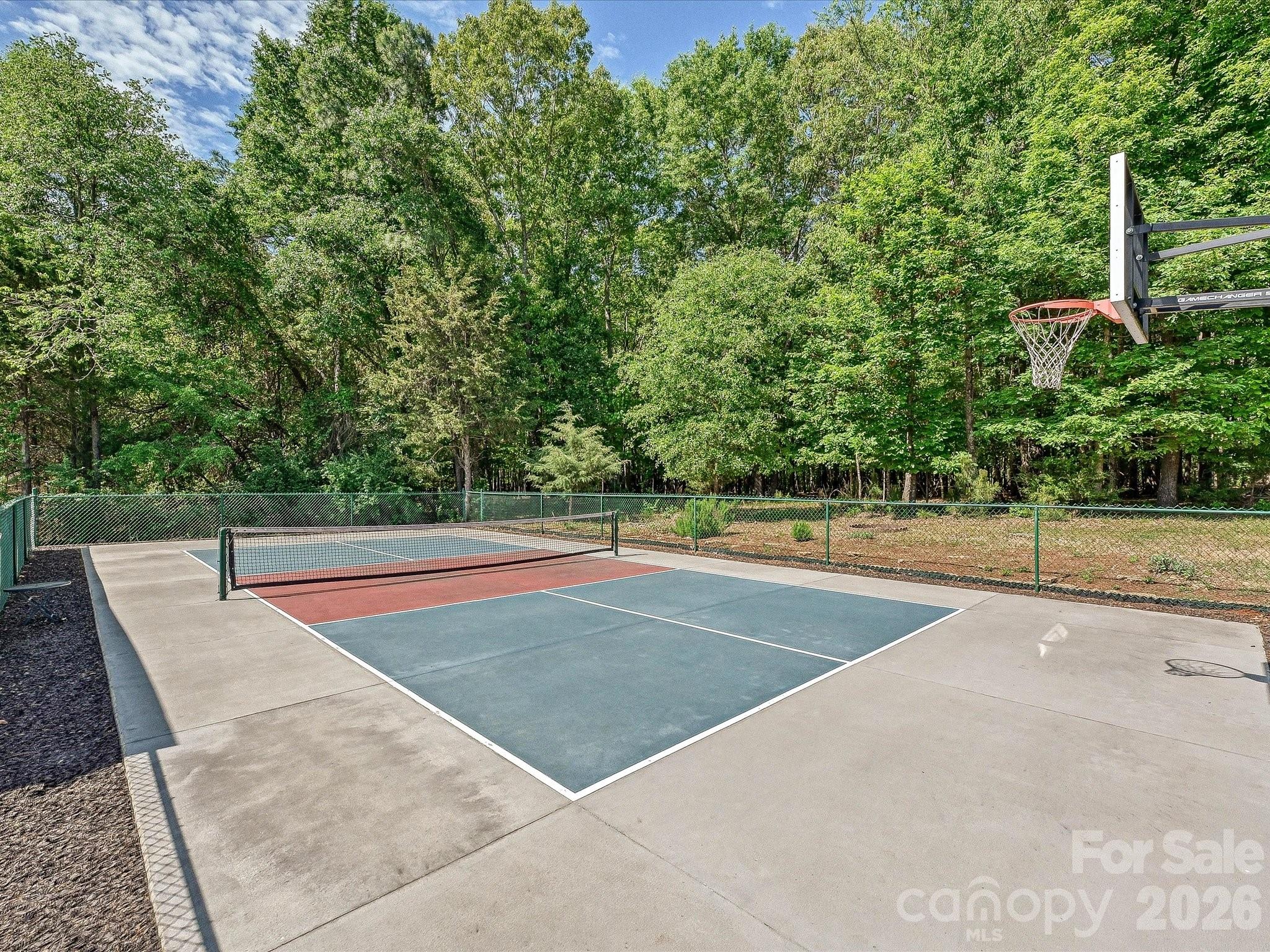 7117 Rock Island Road — Charlotte