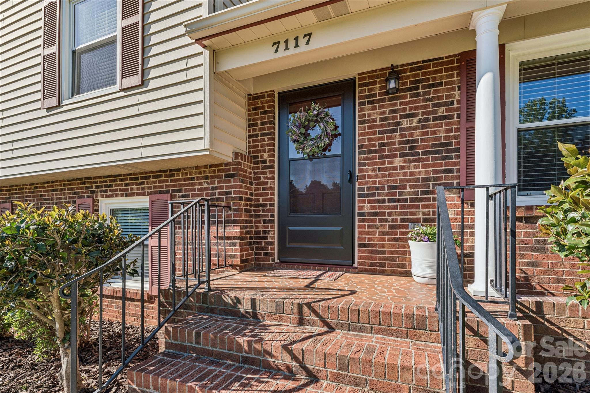 7117 Rock Island Road — Charlotte
