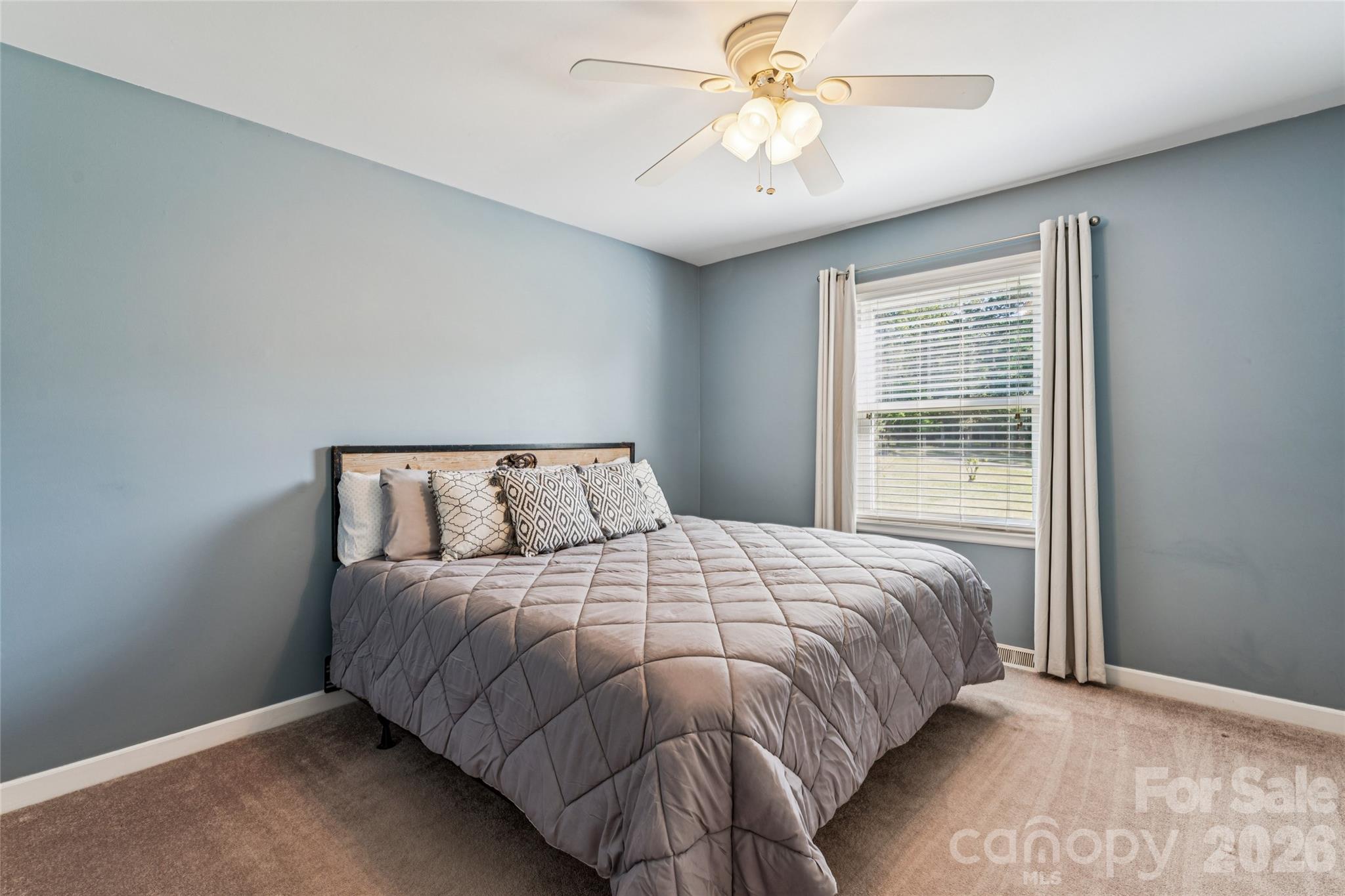 7117 Rock Island Road — Charlotte