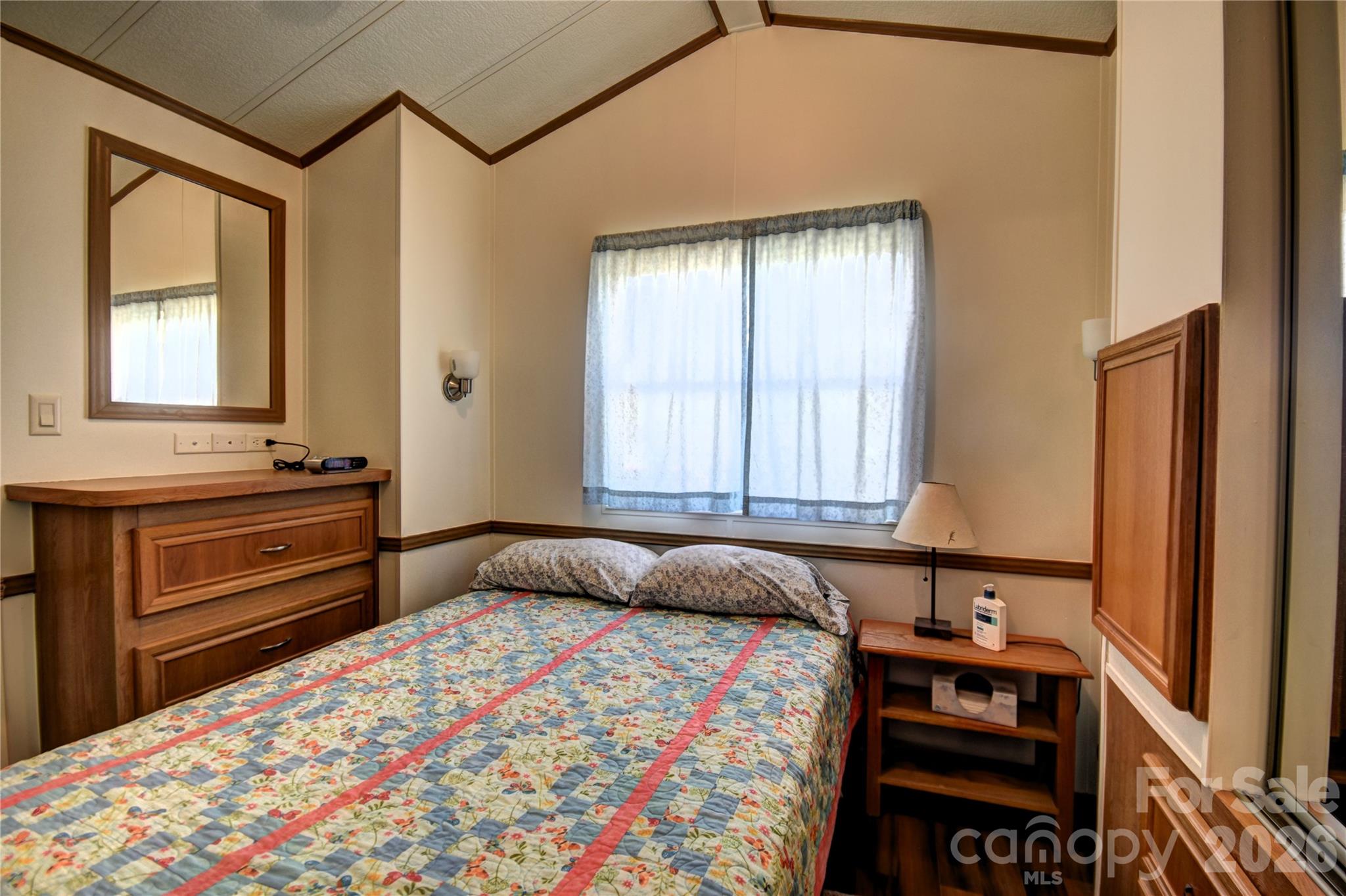 124 Pike Point — Waynesville