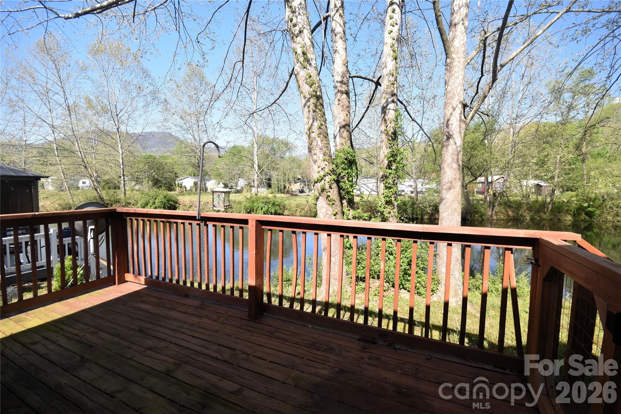 124 Pike Point — Waynesville