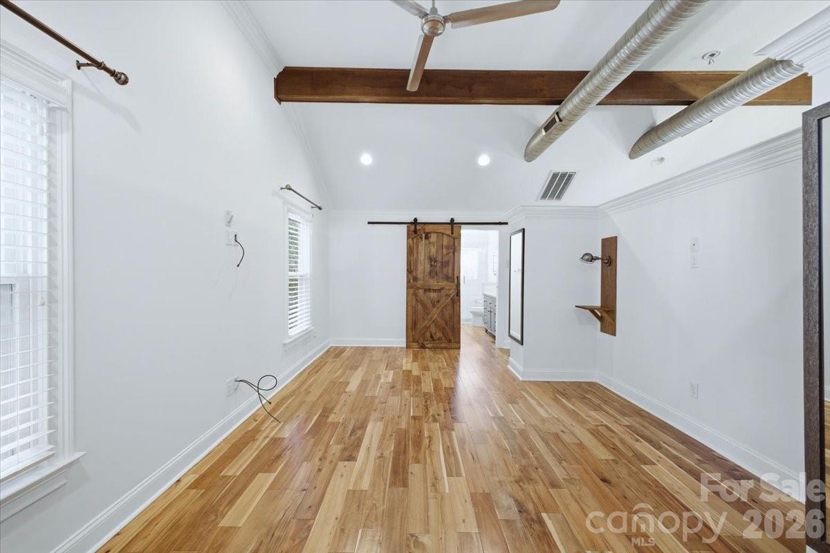 813 Walnut Avenue — Charlotte