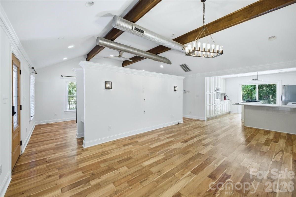 813 Walnut Avenue — Charlotte