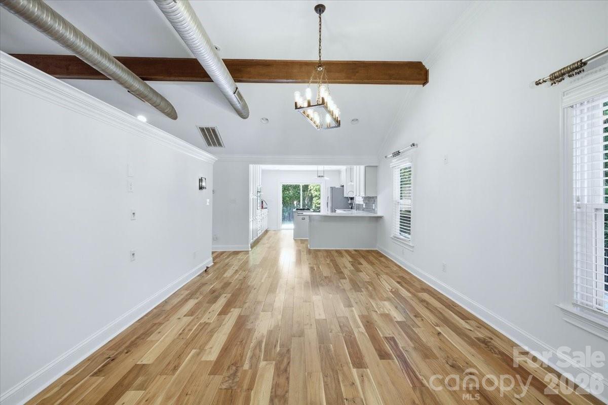 813 Walnut Avenue — Charlotte