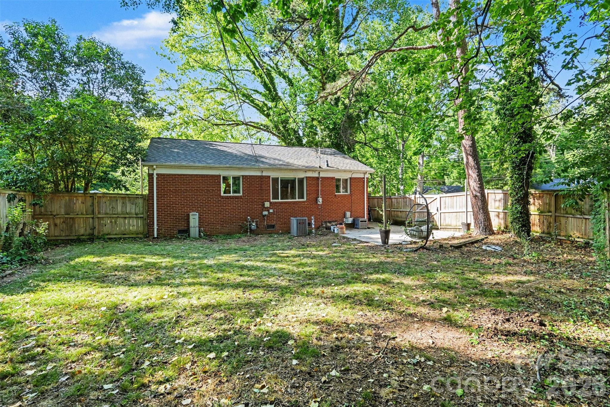 3942 Glenville Avenue — Charlotte
