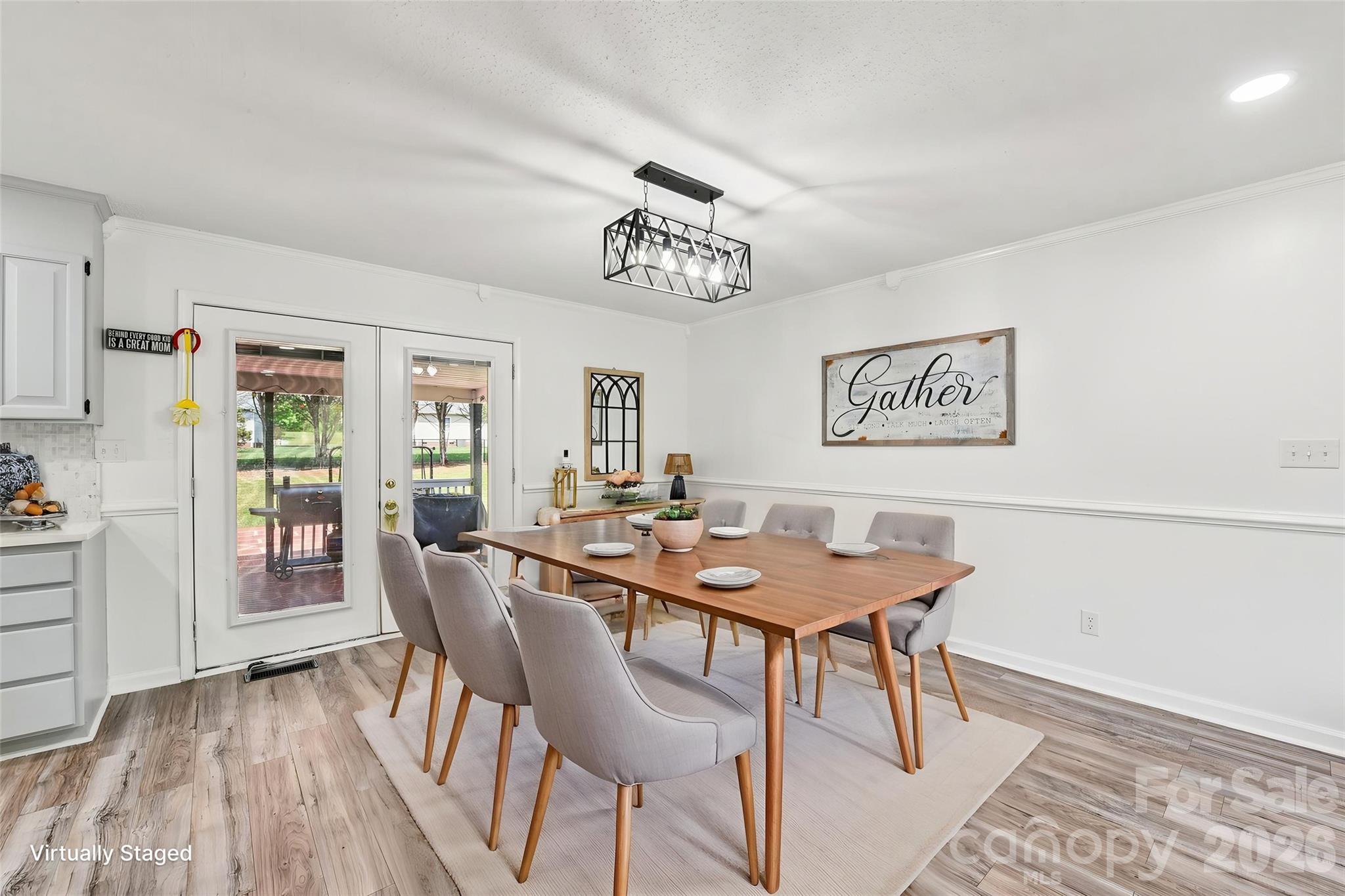 140 Clearview Road — Statesville