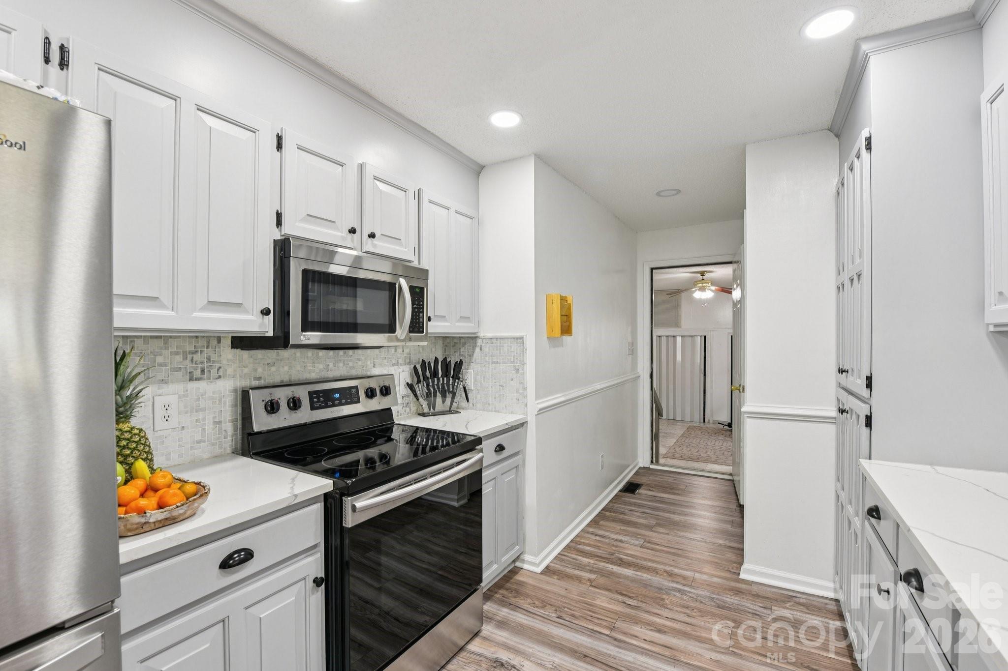 140 Clearview Road — Statesville