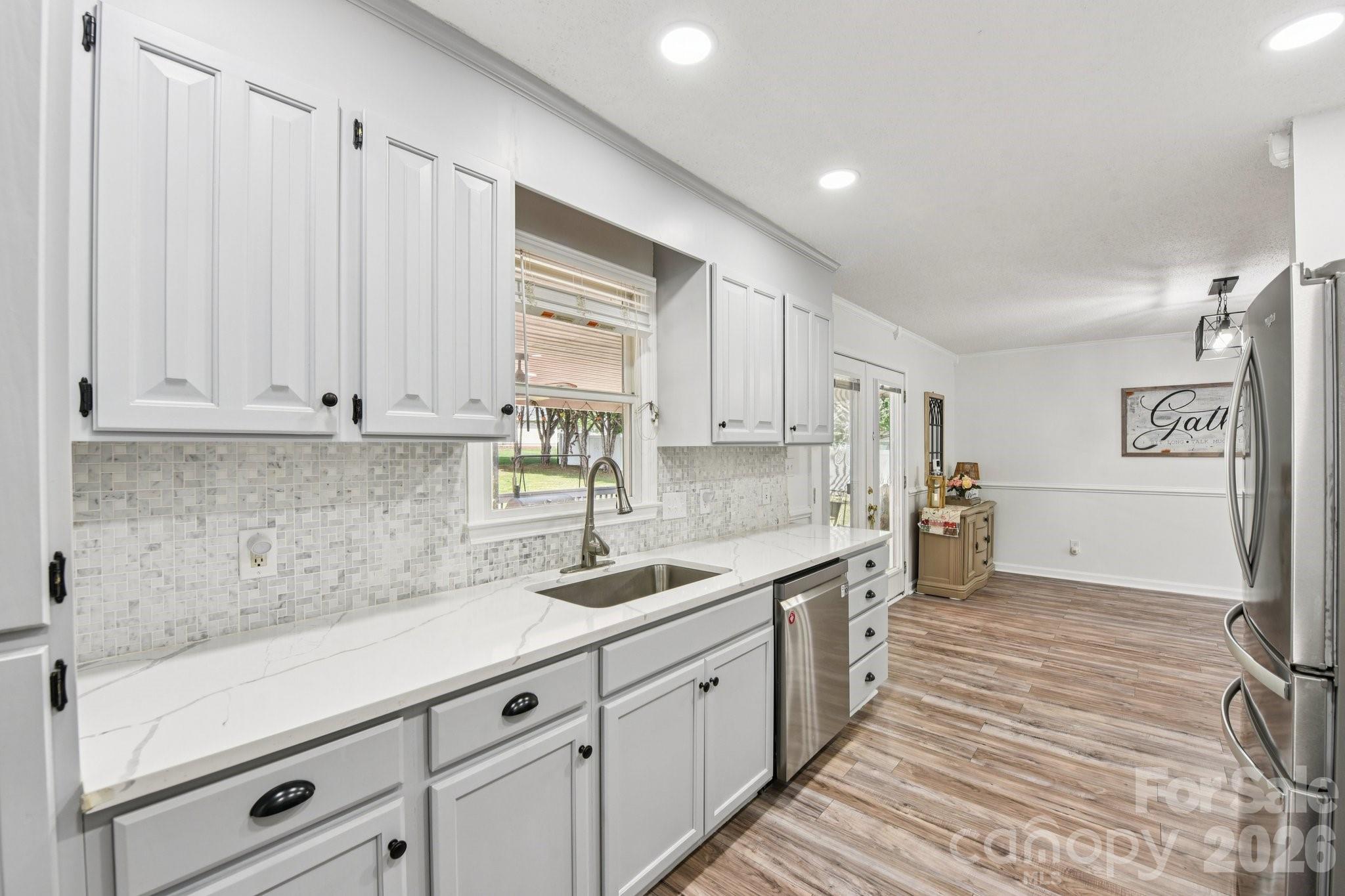 140 Clearview Road — Statesville