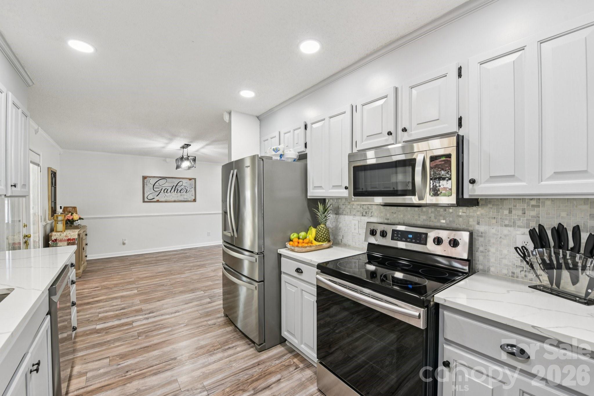 140 Clearview Road — Statesville
