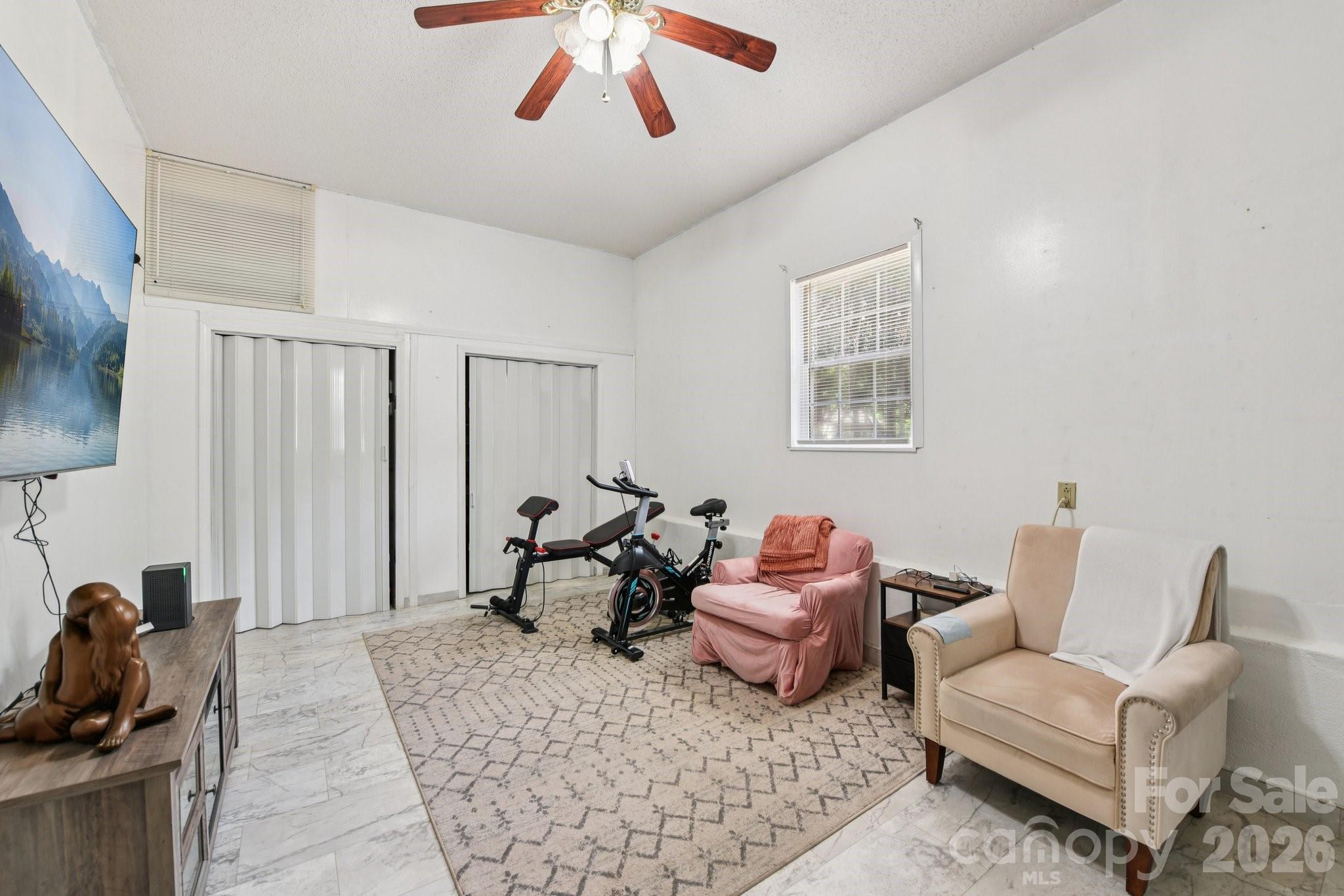 140 Clearview Road — Statesville