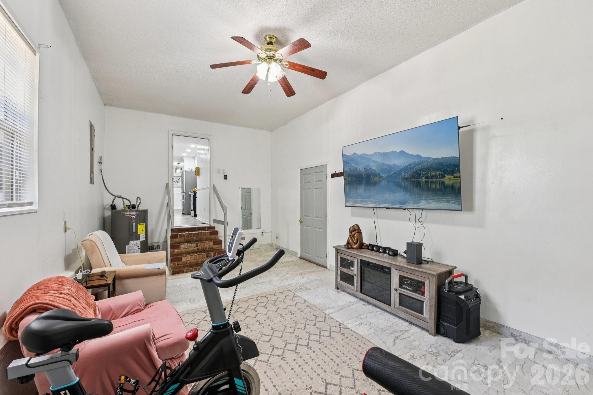 140 Clearview Road — Statesville