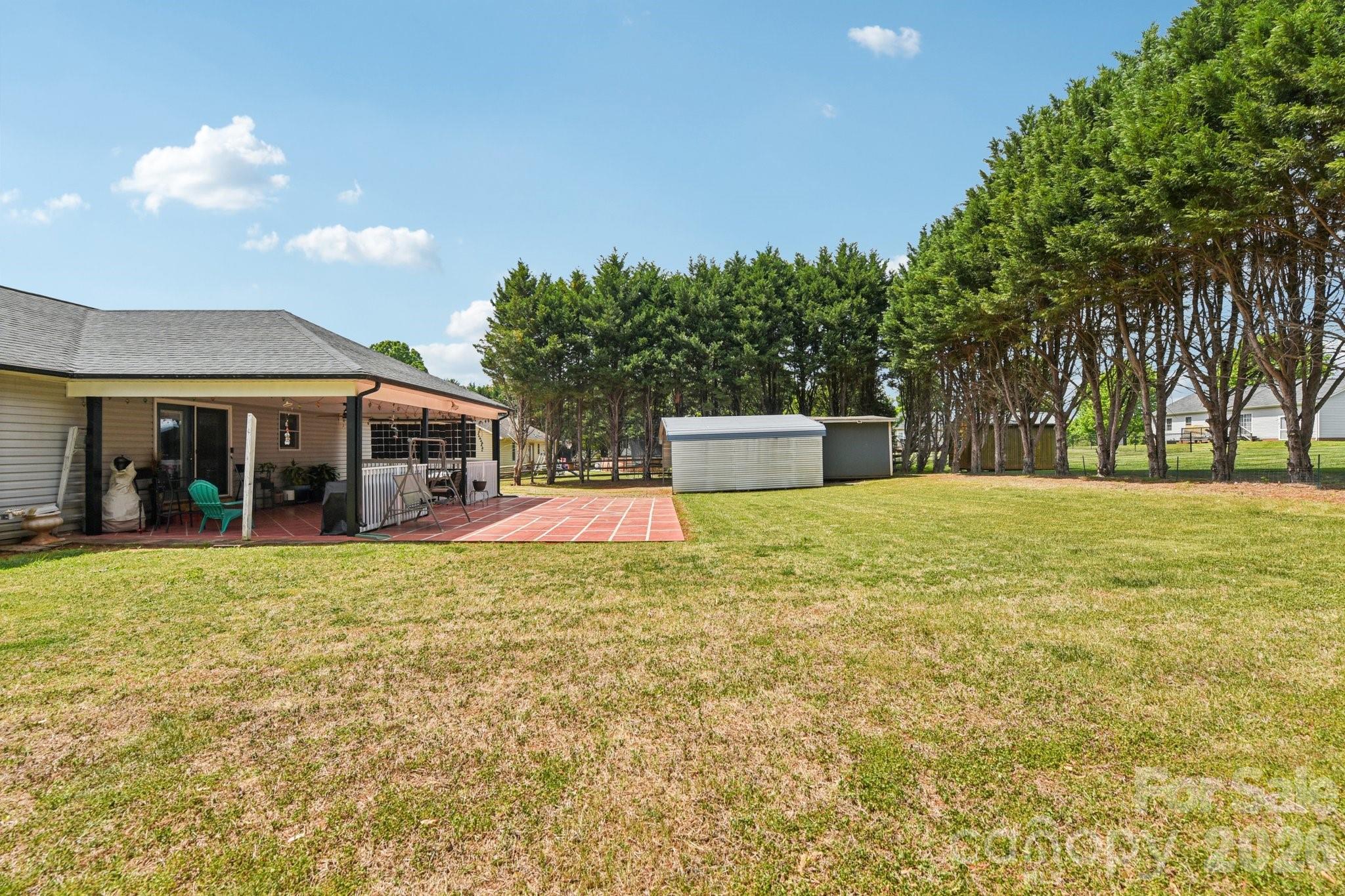 140 Clearview Road — Statesville