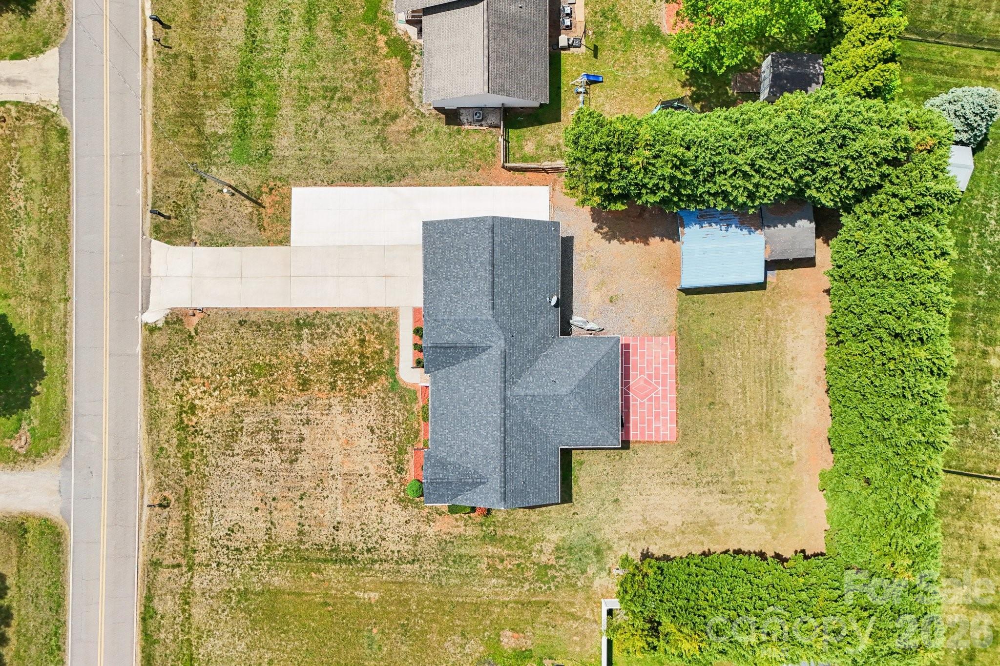 140 Clearview Road — Statesville