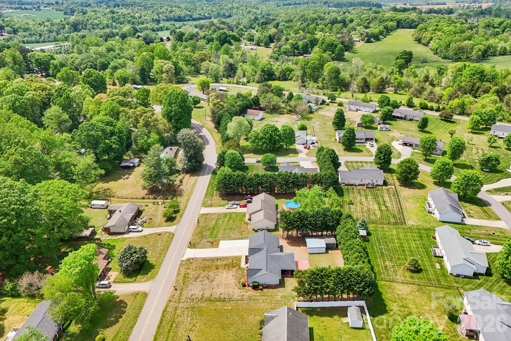 140 Clearview Road — Statesville