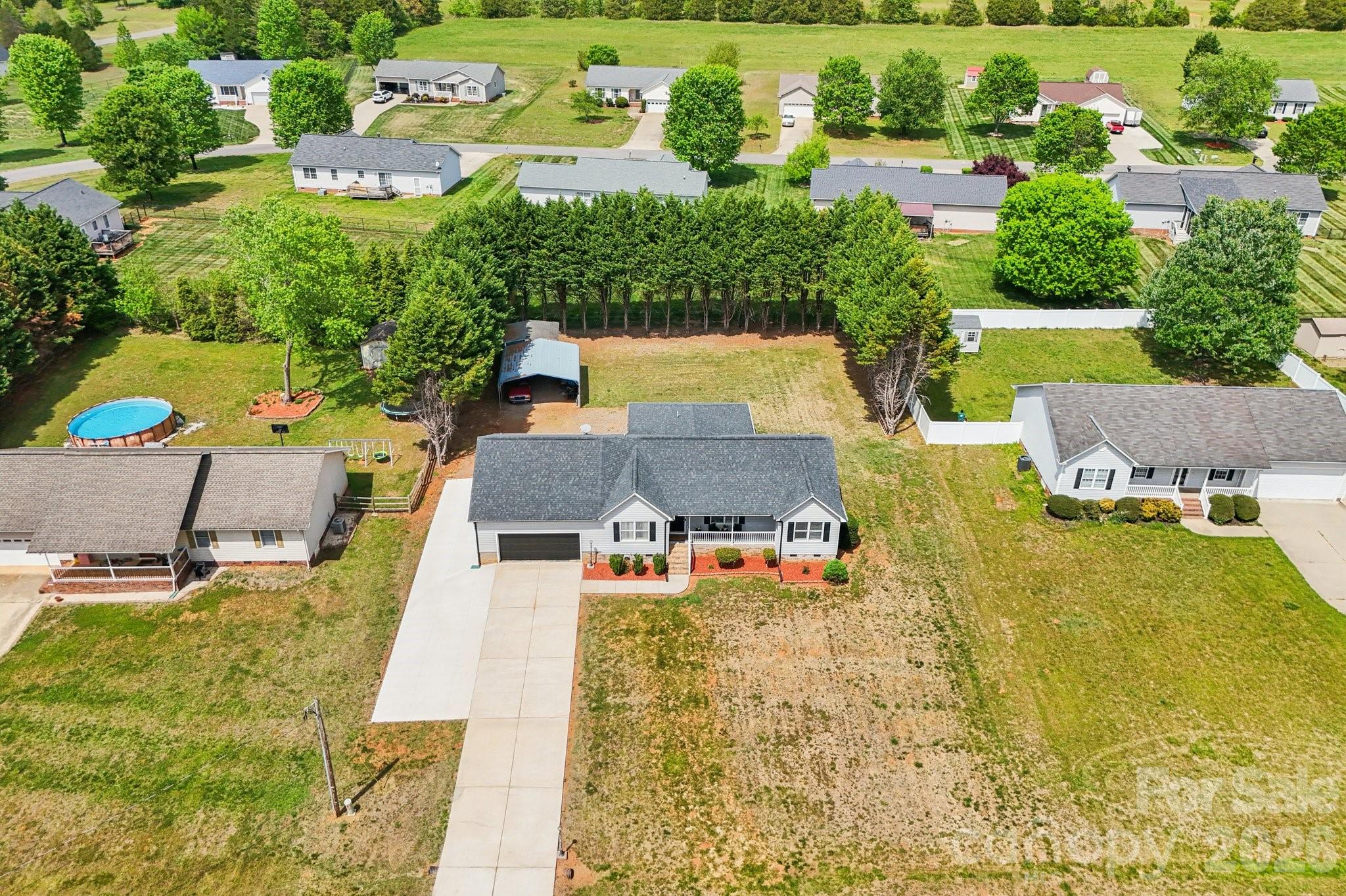 140 Clearview Road — Statesville