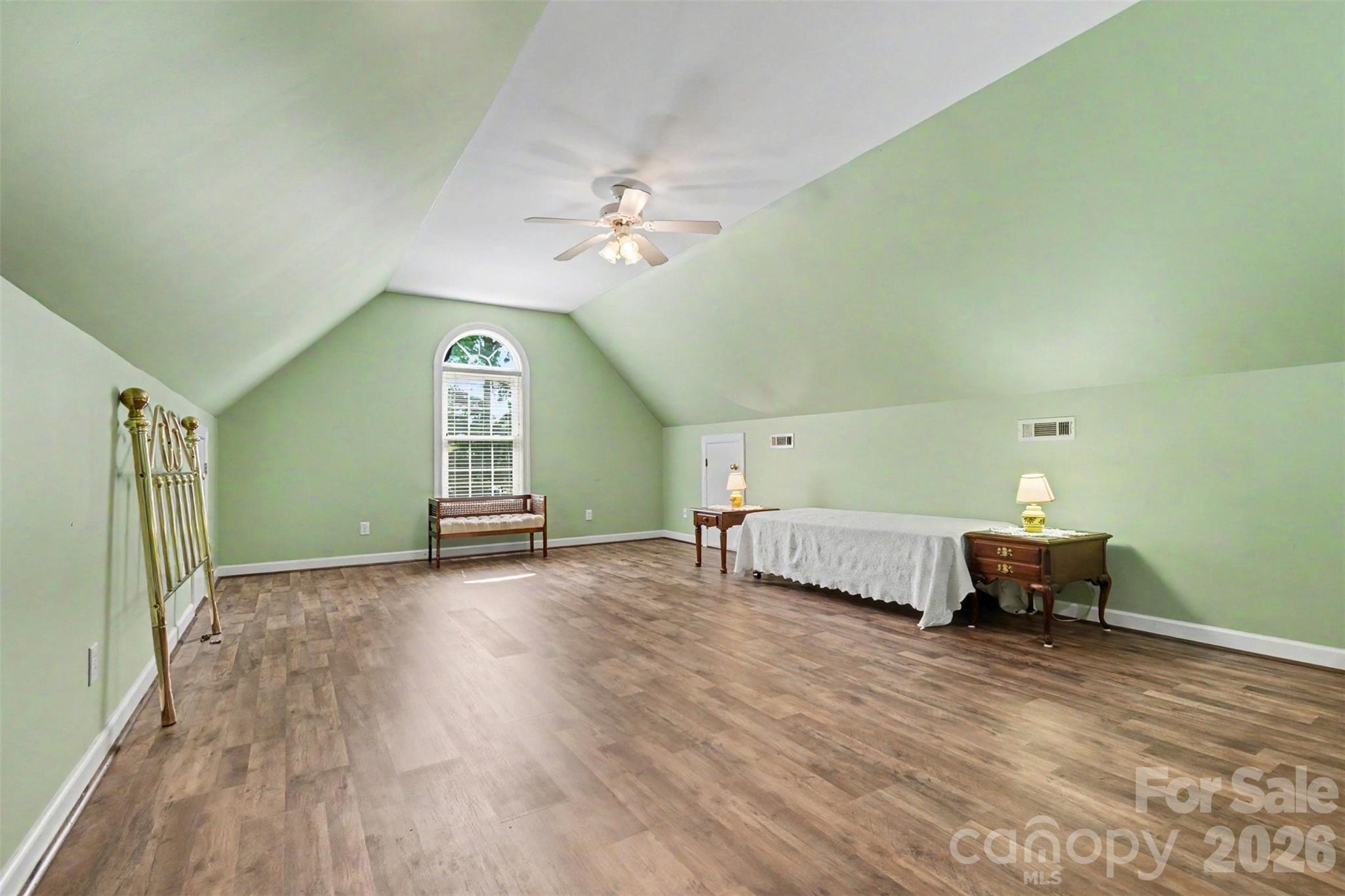 112 Hancock Crossing — Clover