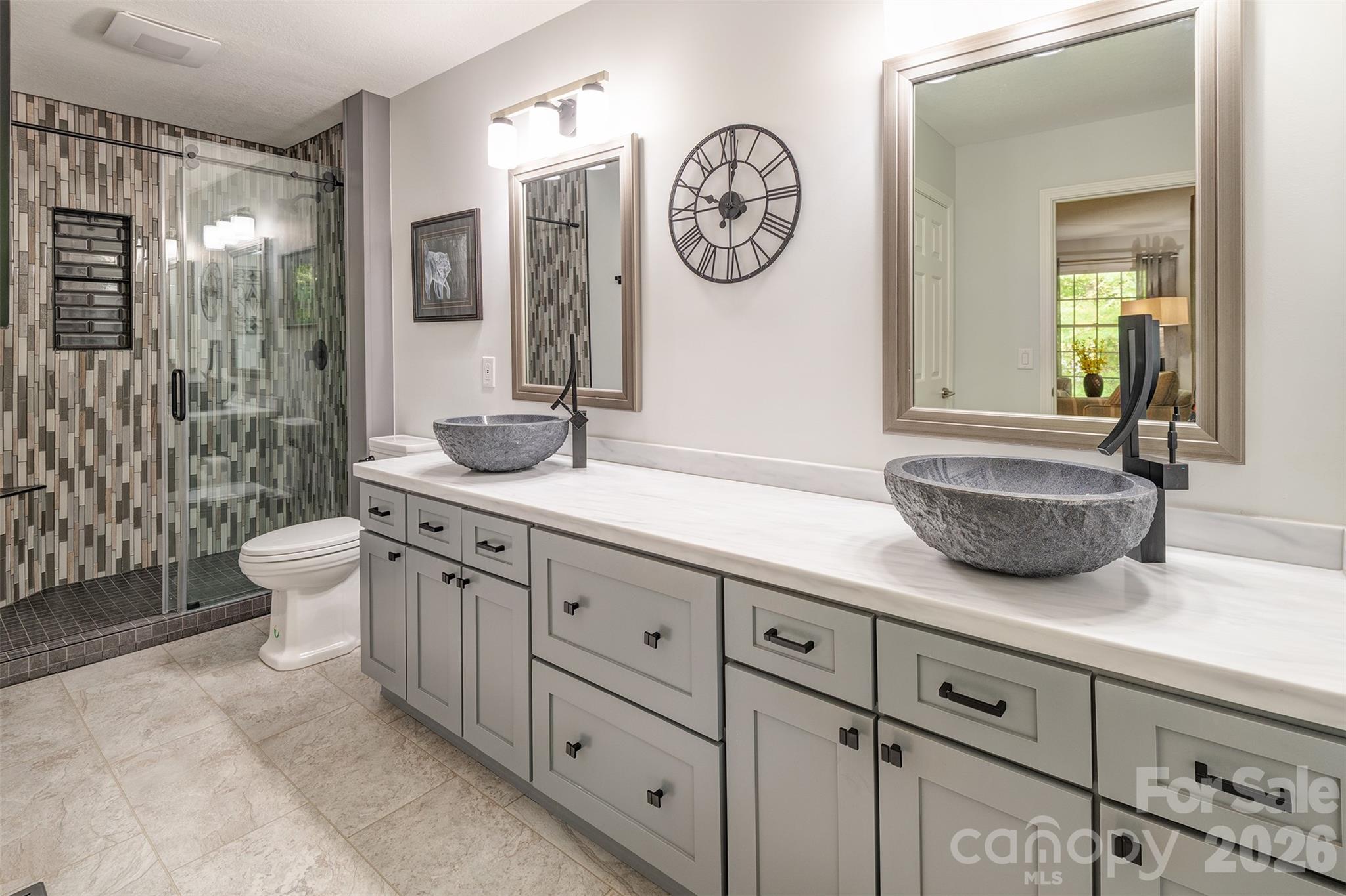 3 Sunningdale Drive — Flat Rock