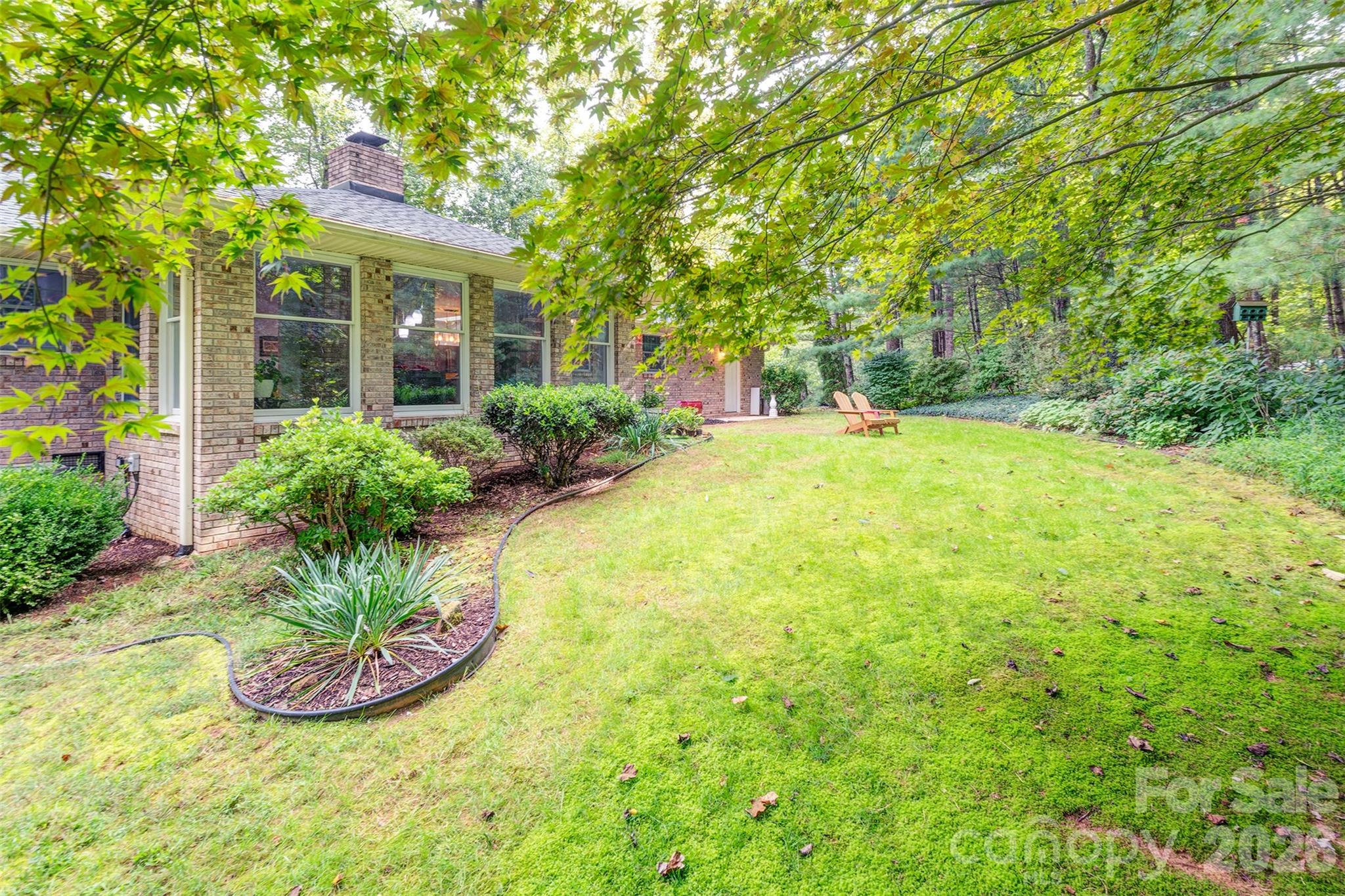 3 Sunningdale Drive — Flat Rock