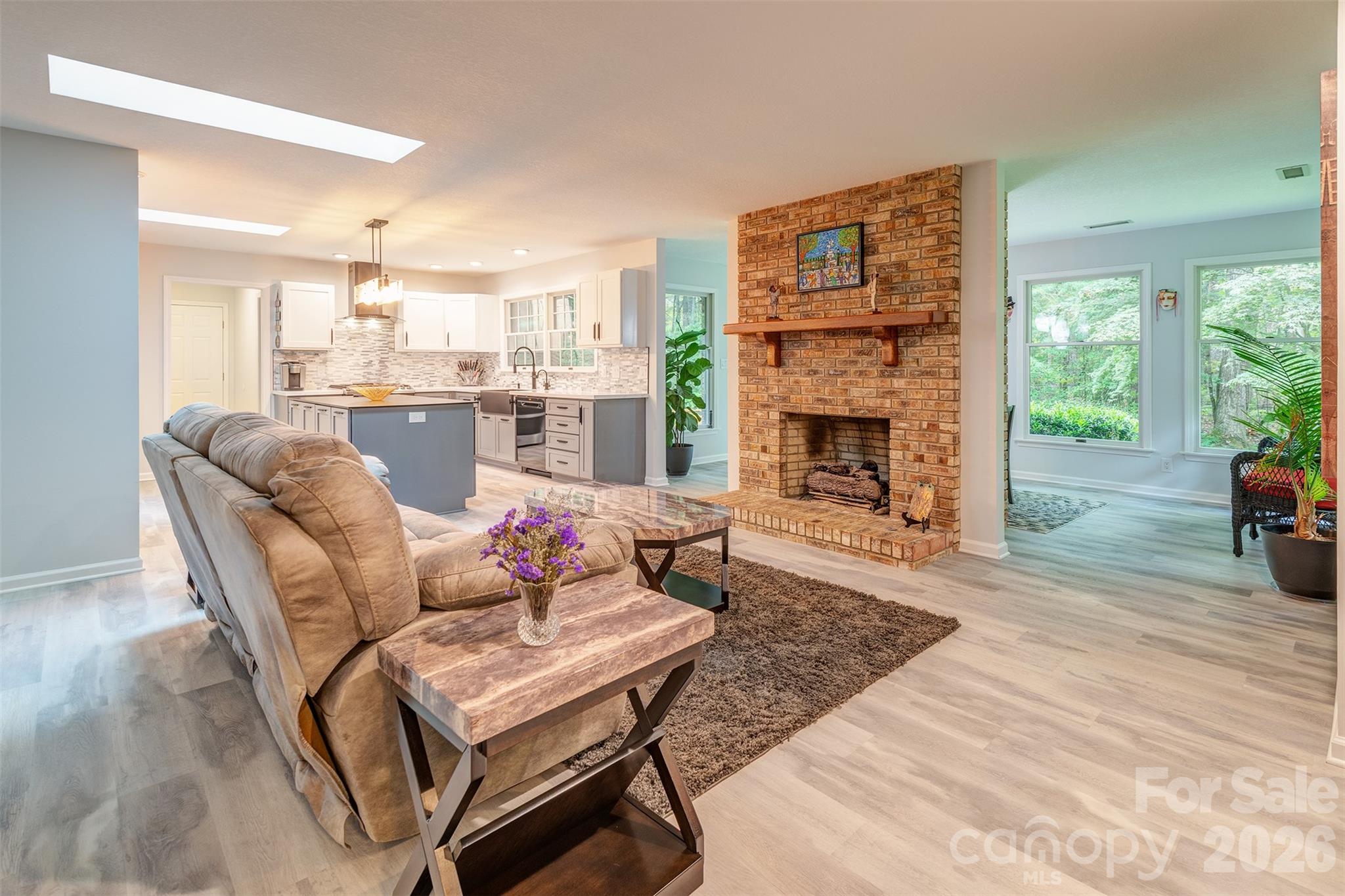 3 Sunningdale Drive — Flat Rock