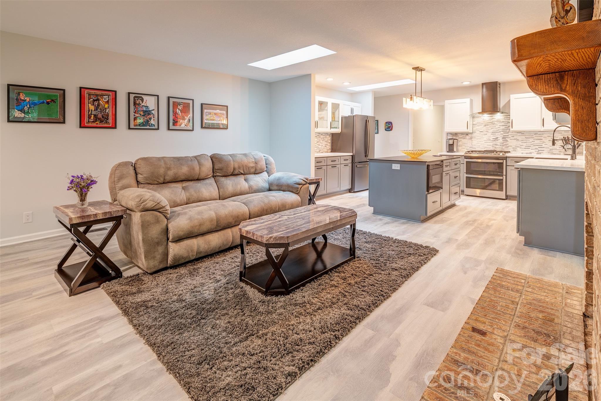 3 Sunningdale Drive — Flat Rock