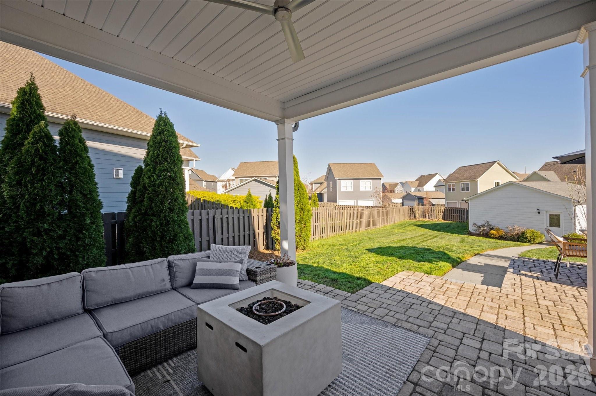 11625 Miller Road — Pineville