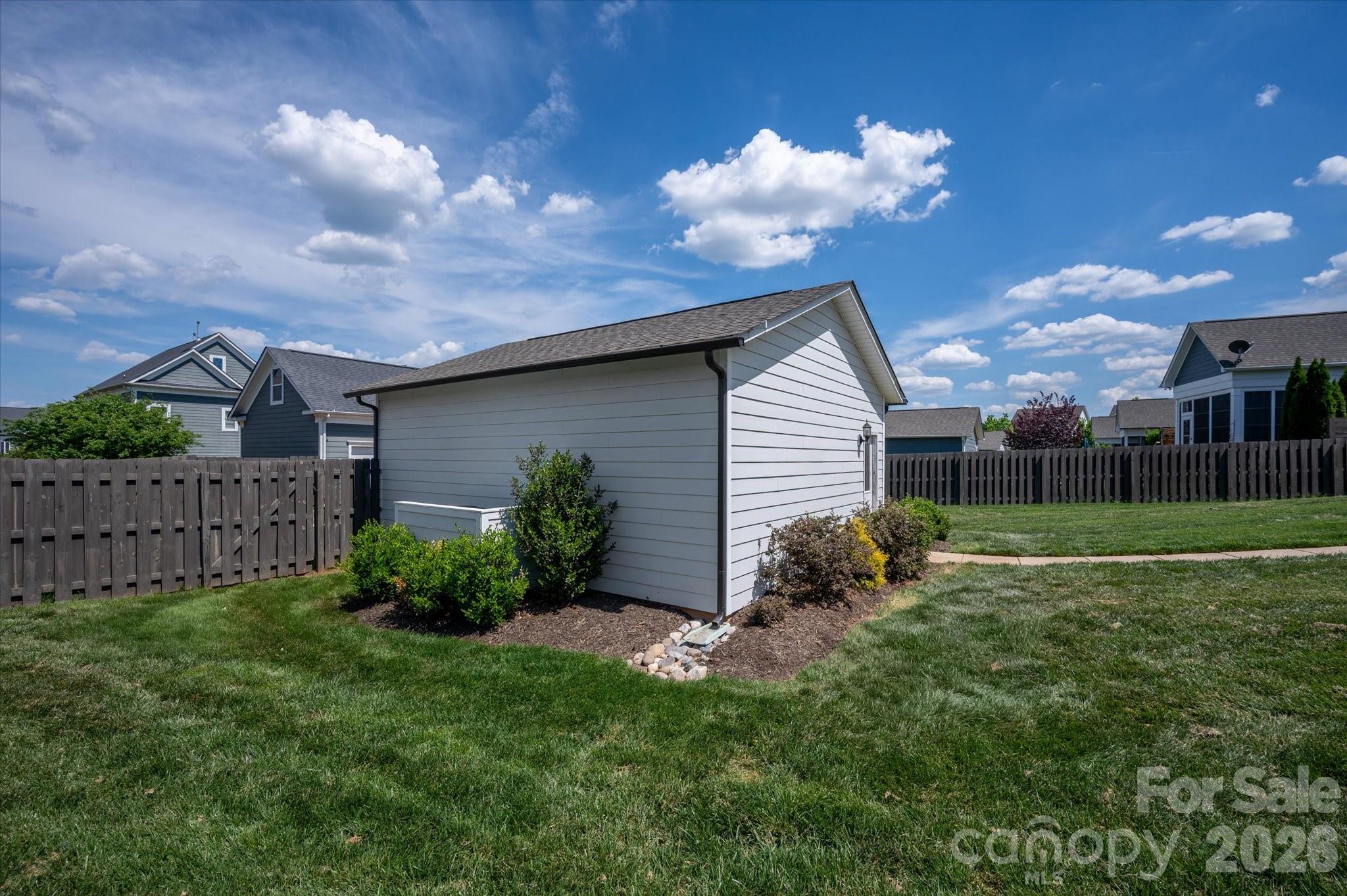 11625 Miller Road — Pineville