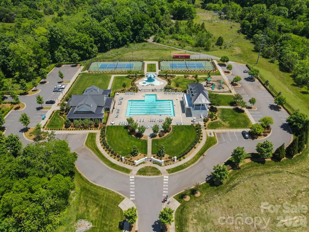 11625 Miller Road — Pineville