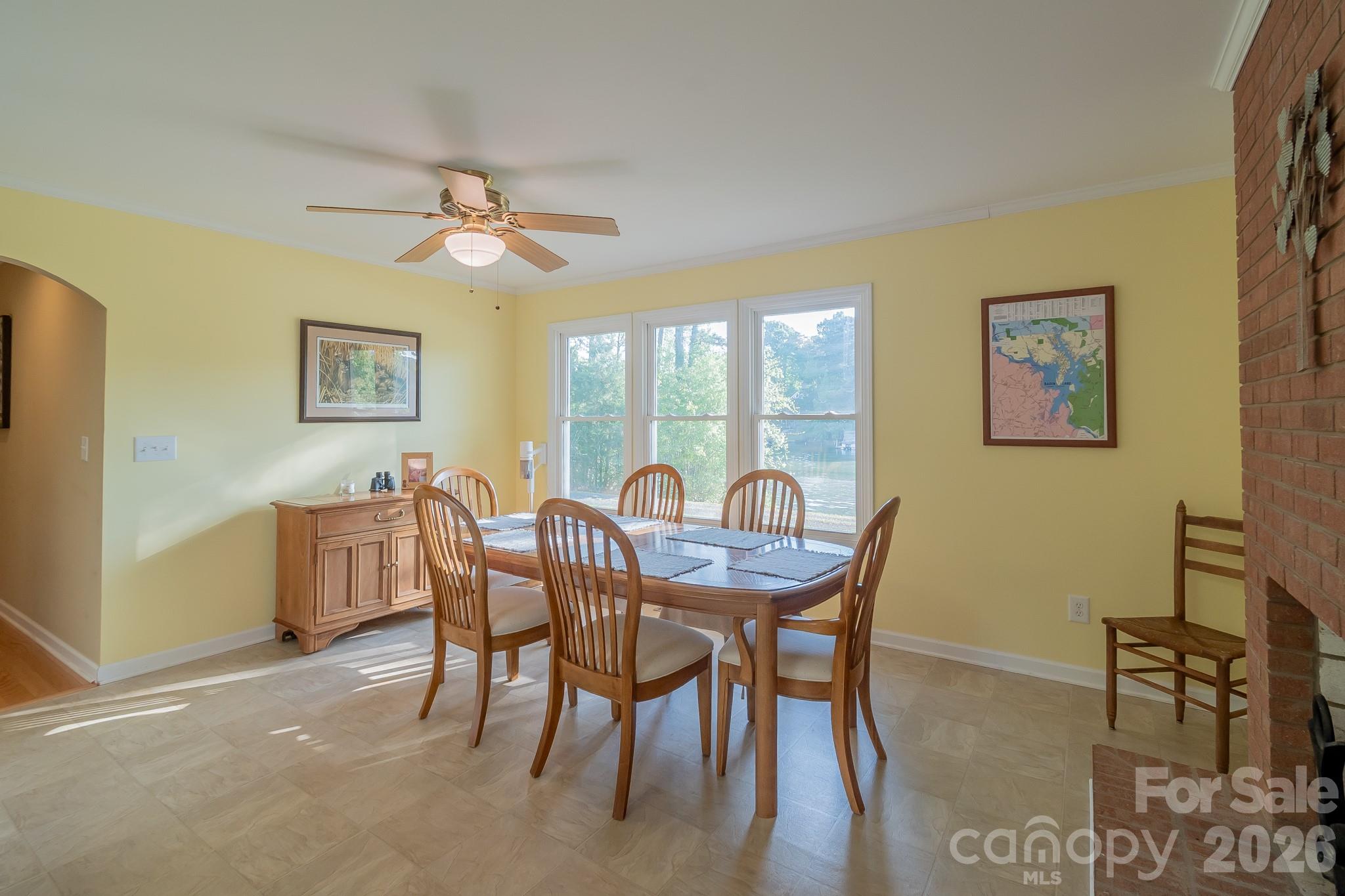 150 Pinehaven Lane — New London