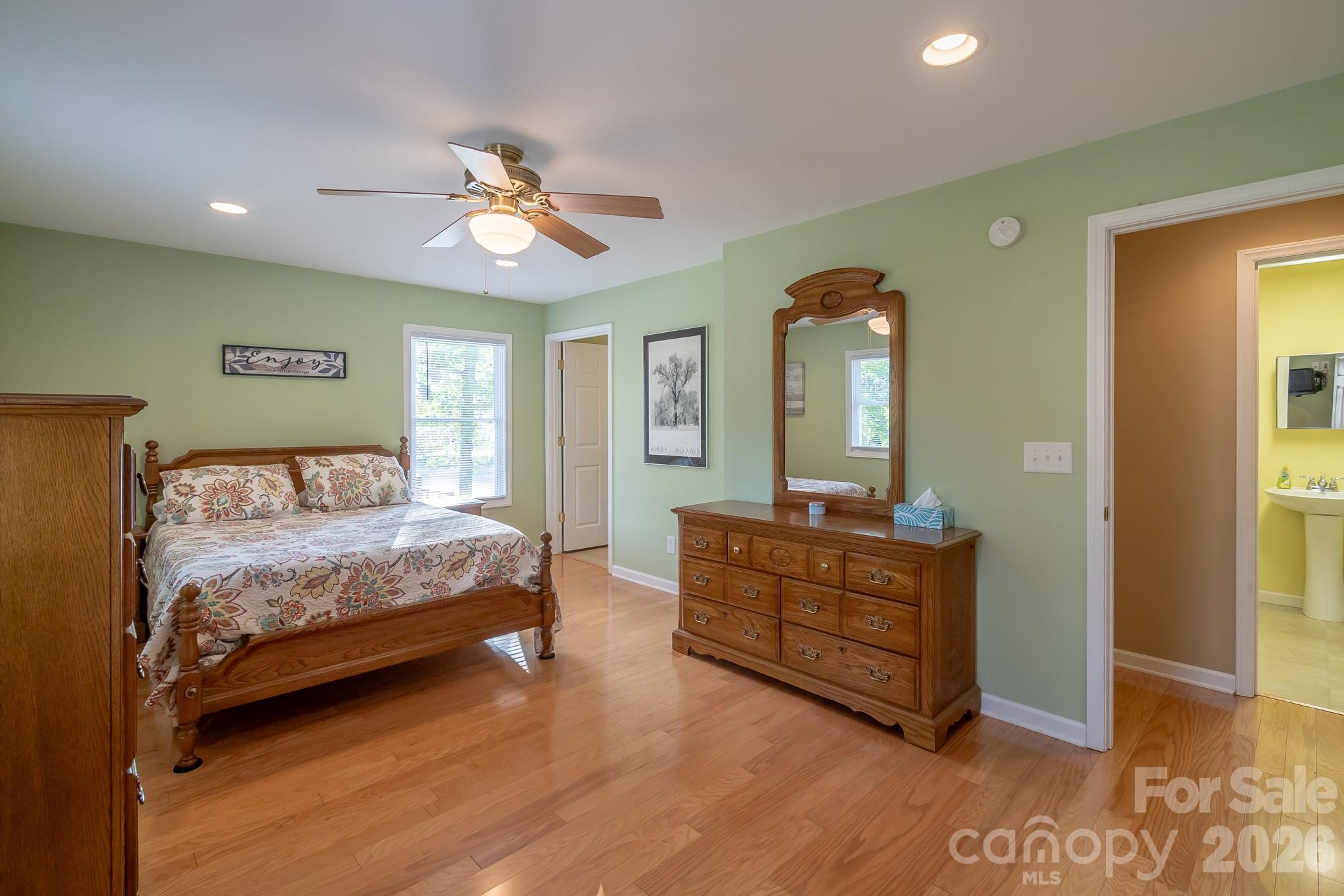 150 Pinehaven Lane — New London