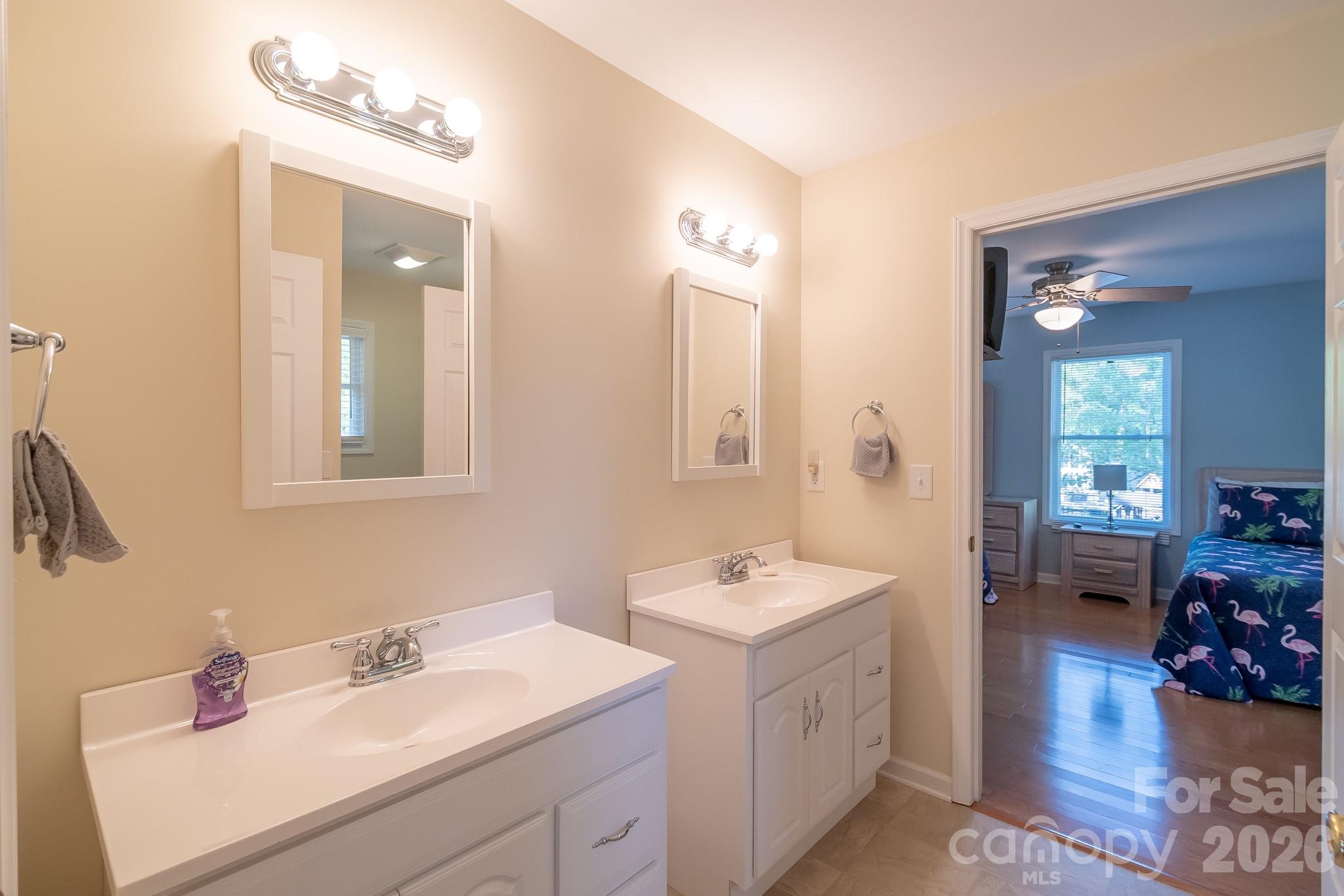 150 Pinehaven Lane — New London
