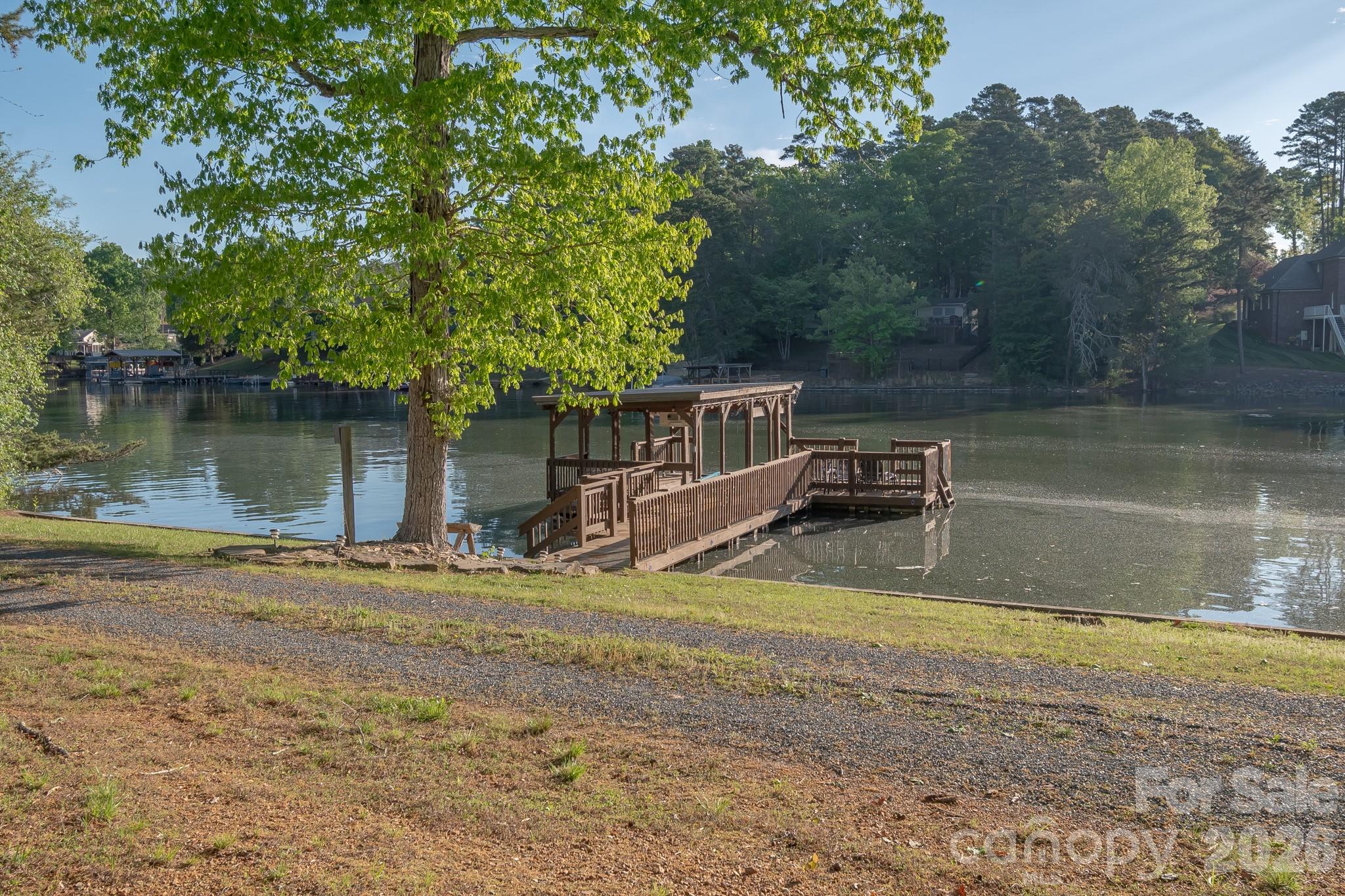 150 Pinehaven Lane — New London