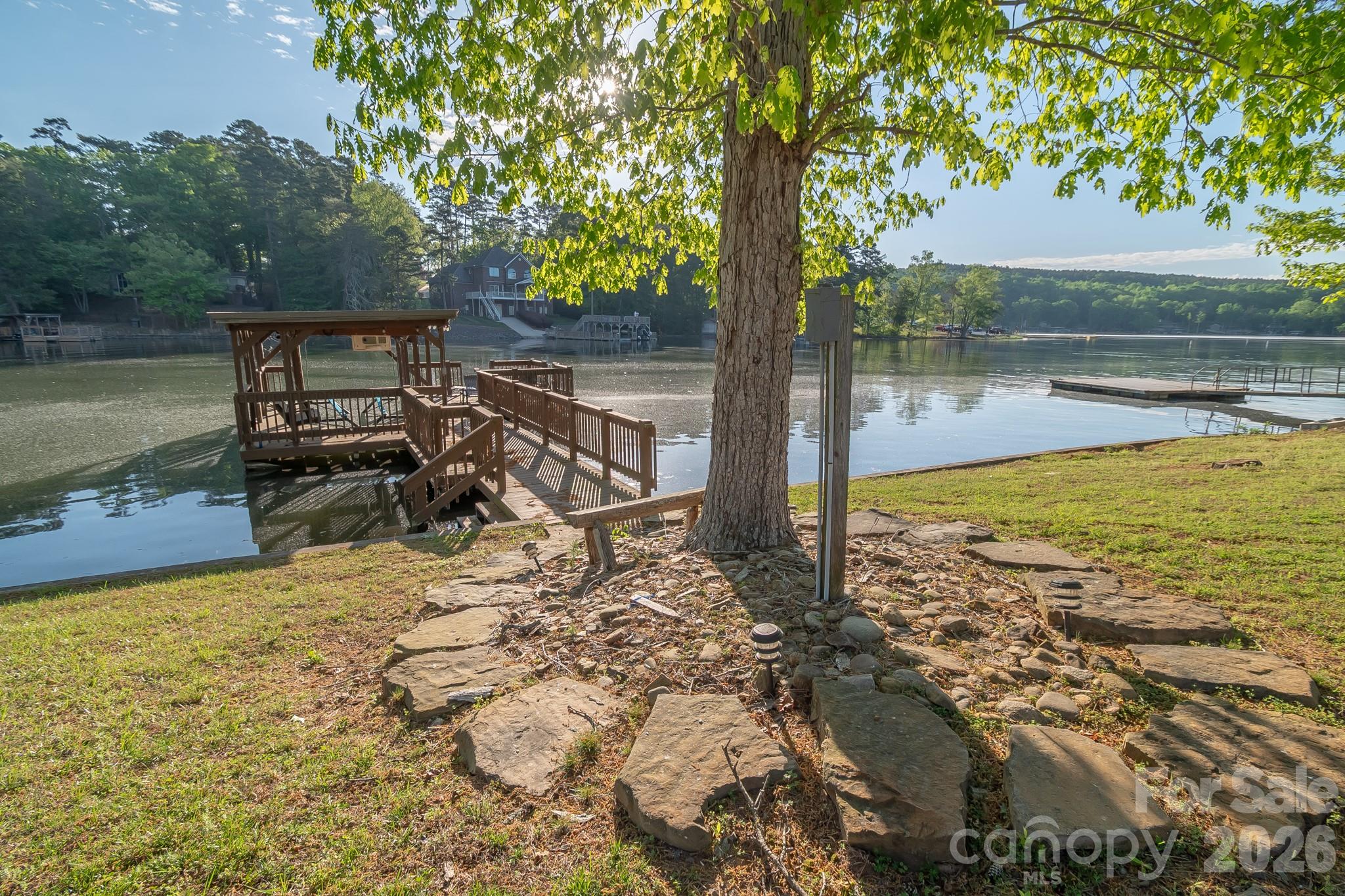 150 Pinehaven Lane — New London