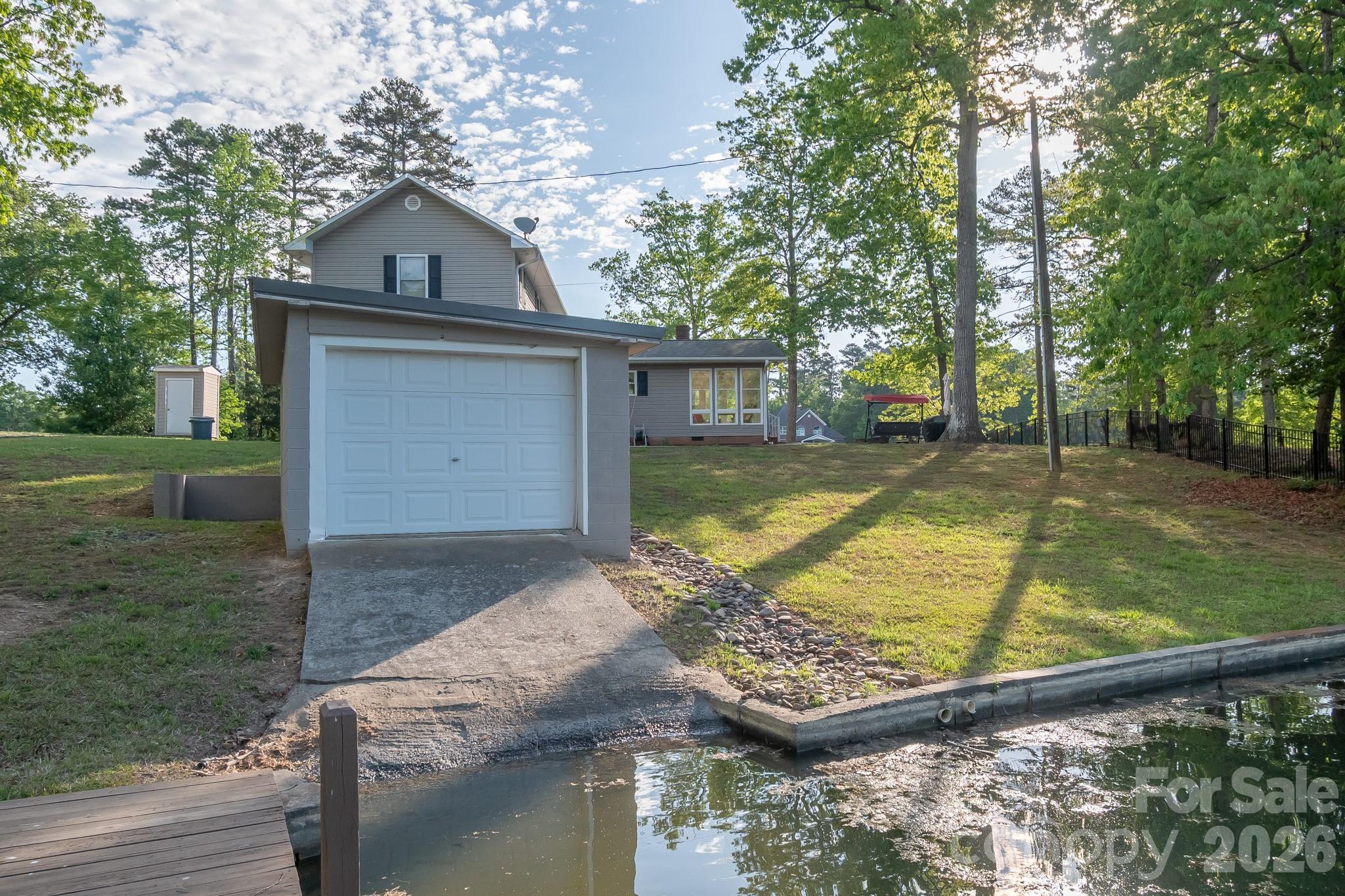 150 Pinehaven Lane — New London