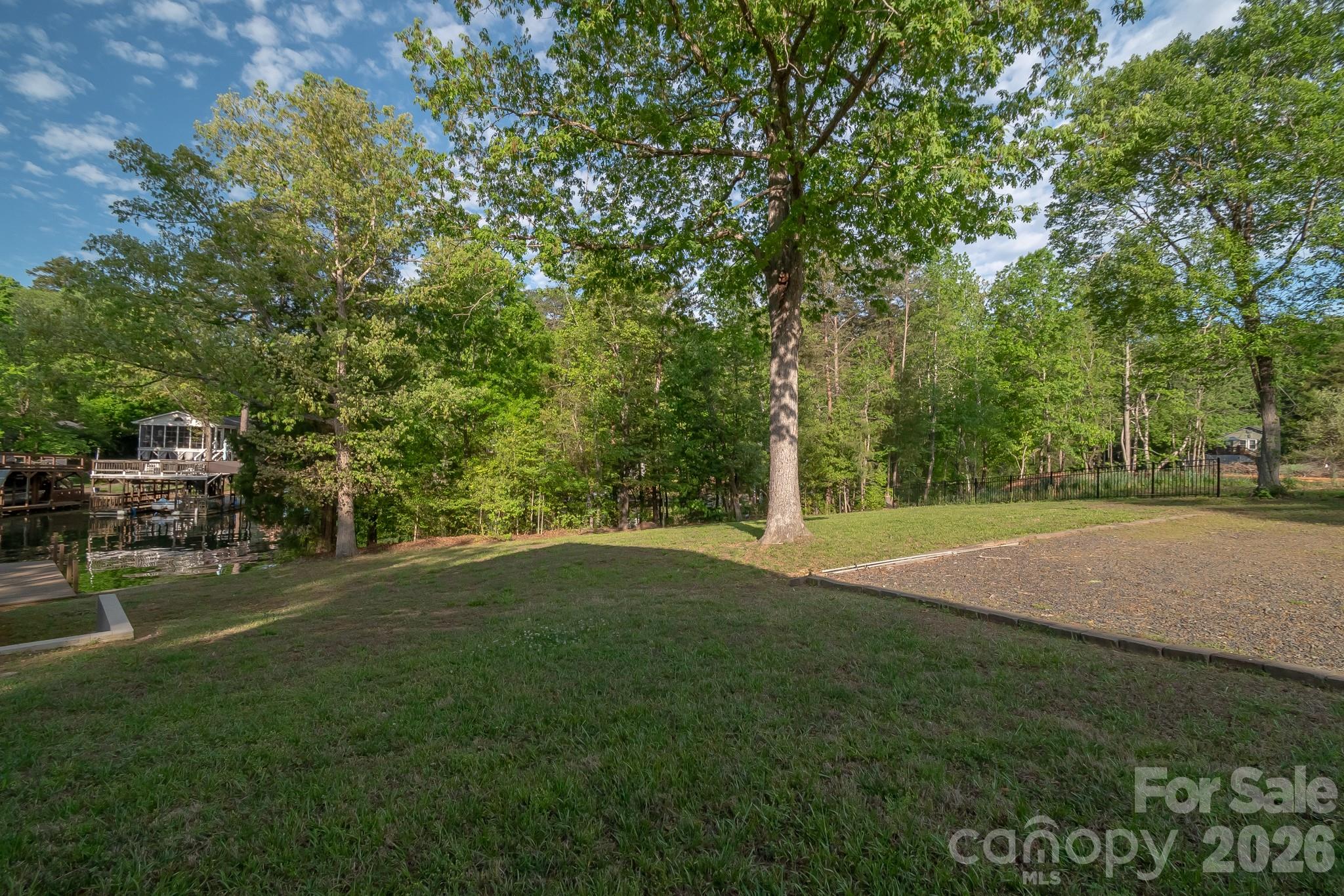 150 Pinehaven Lane — New London
