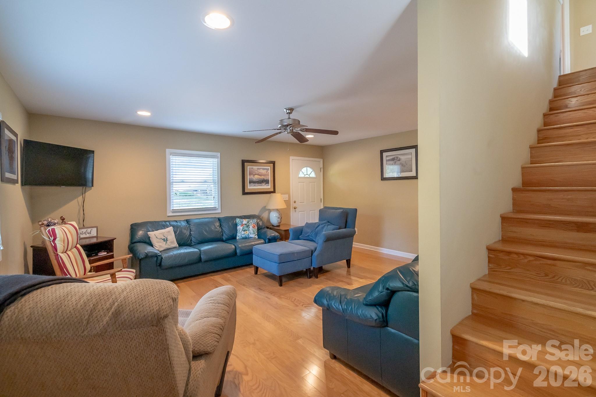 150 Pinehaven Lane — New London