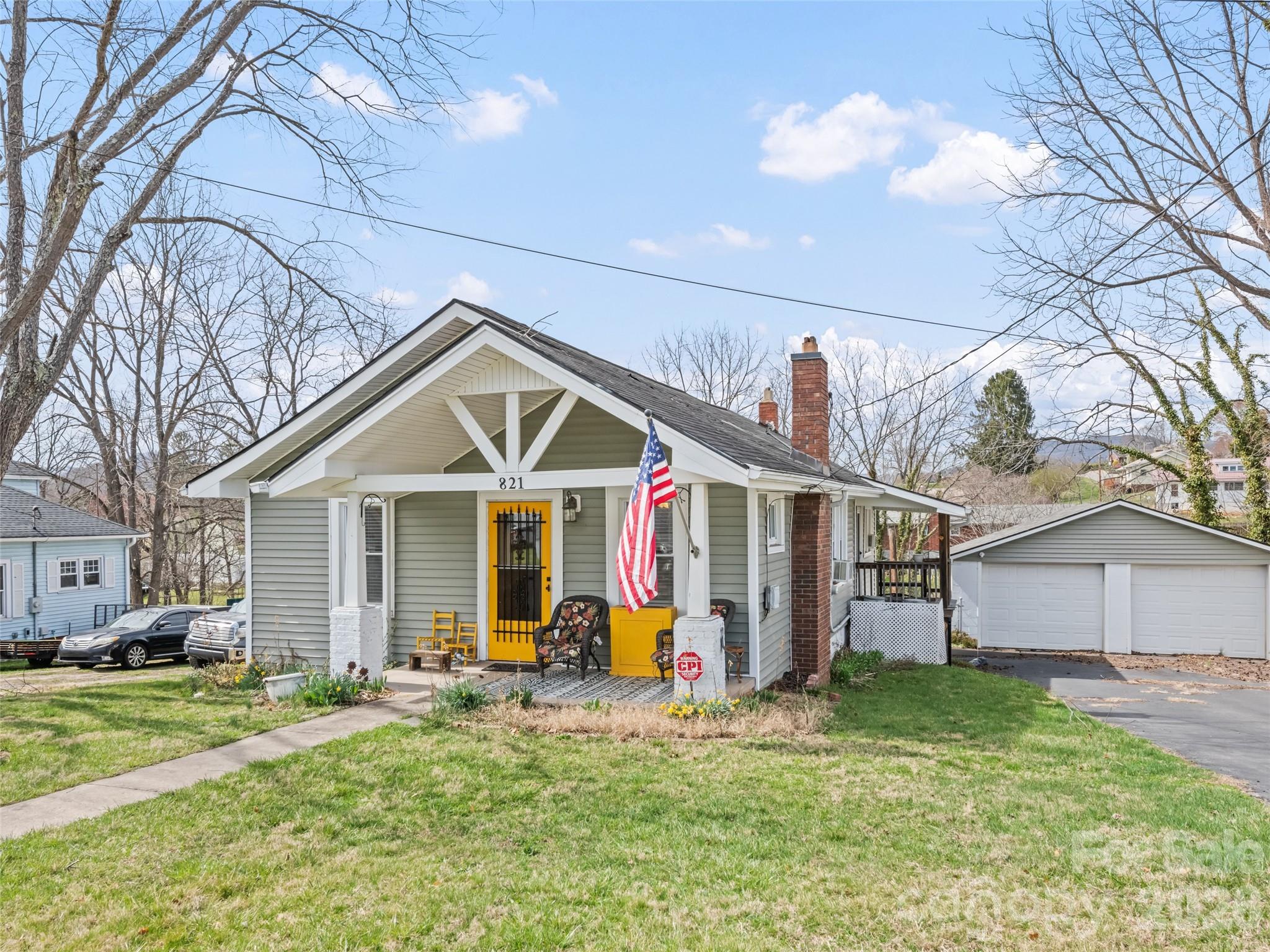821 N Main Street — Canton