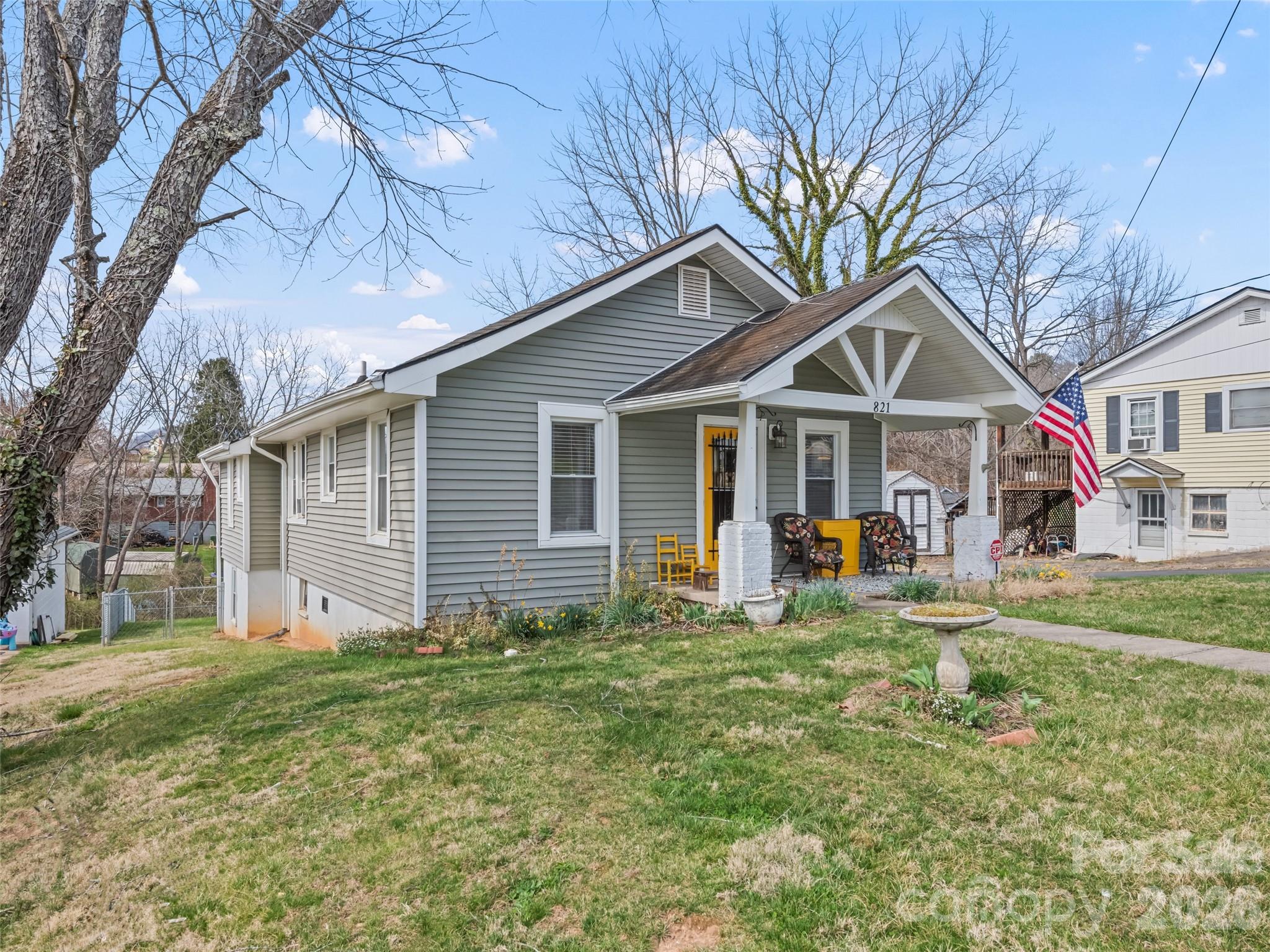 821 N Main Street — Canton