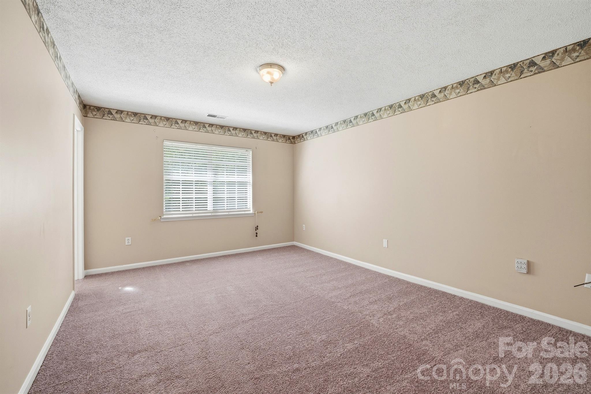 14019 Eden Court — Pineville