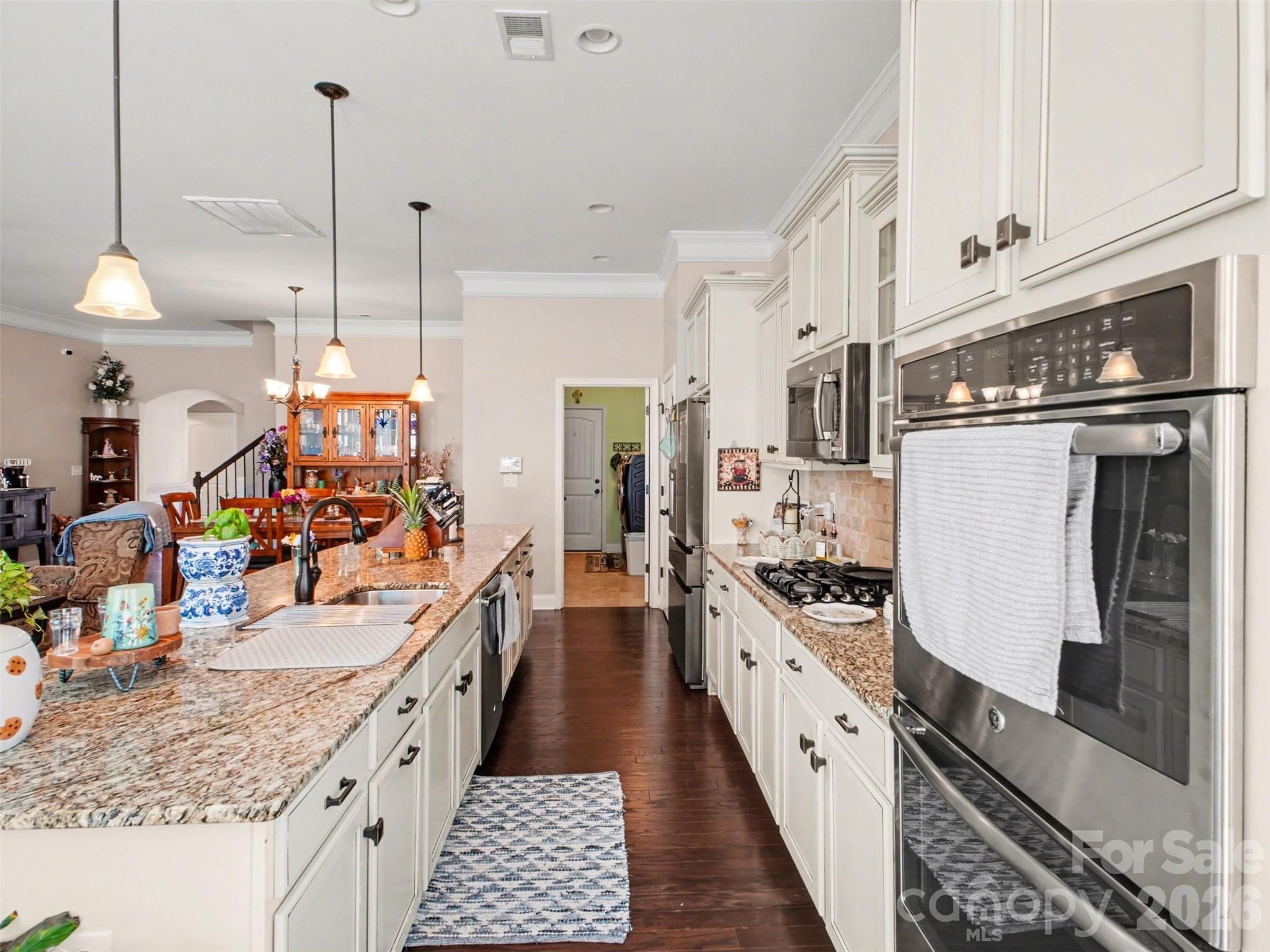 6713 Alderson Drive — Charlotte