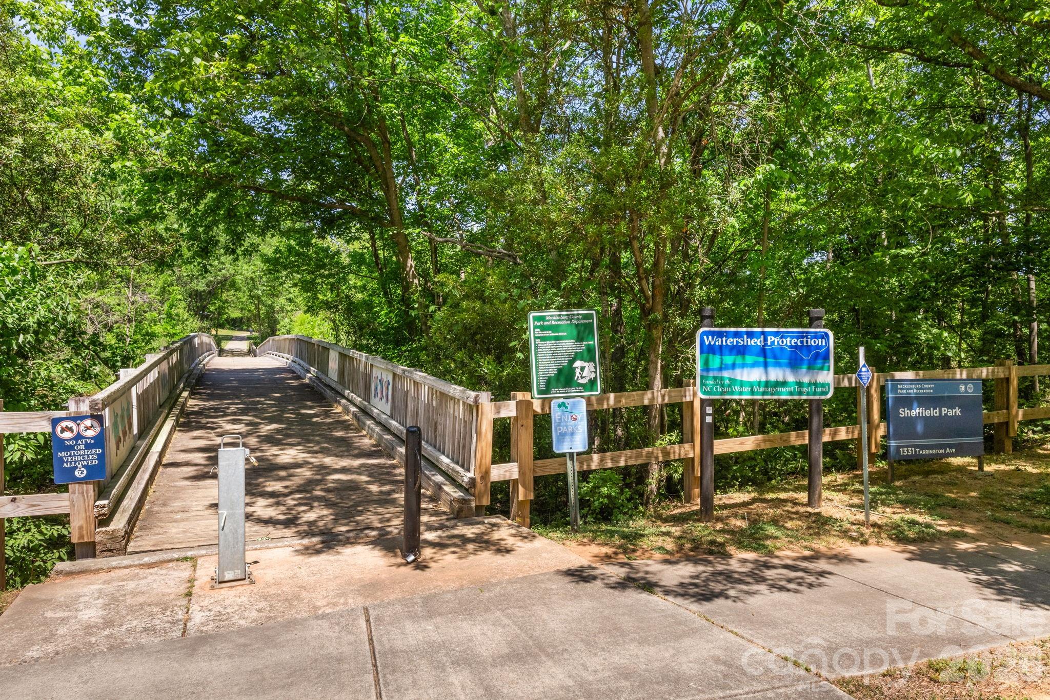 1527 Woodhill Lane — Charlotte