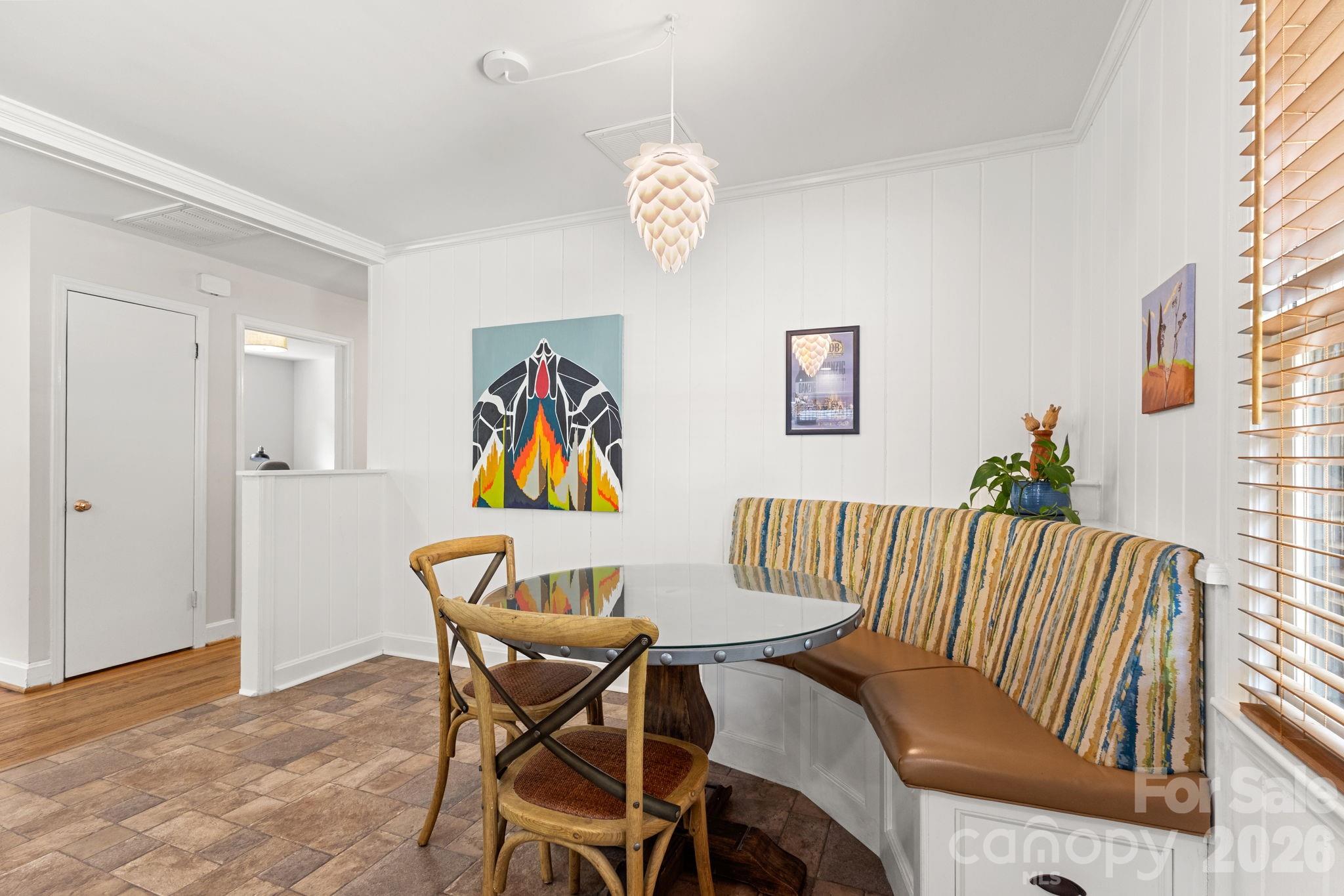 1527 Woodhill Lane — Charlotte