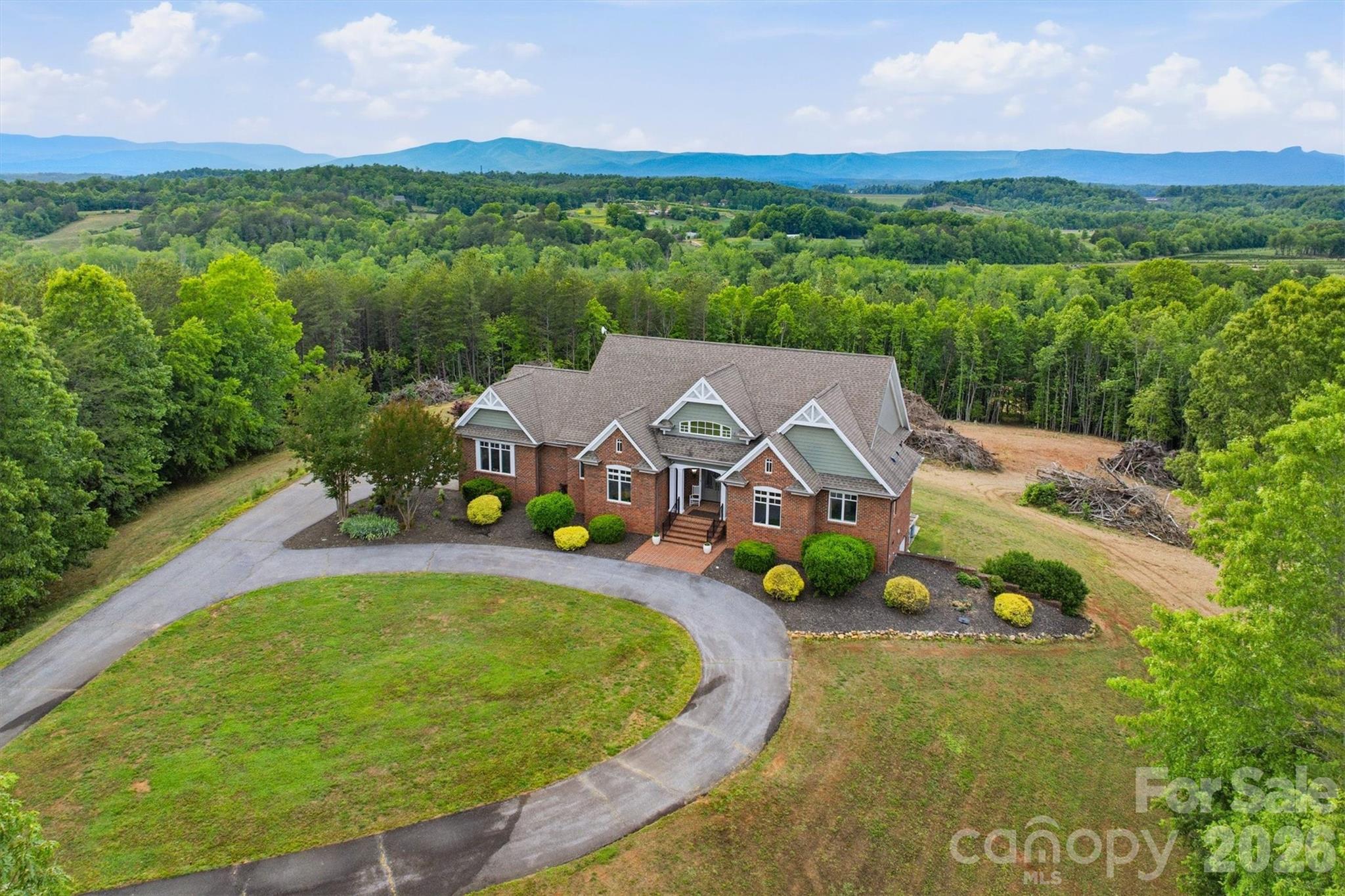 5230 Roy Mcgalliard Avenue — Morganton