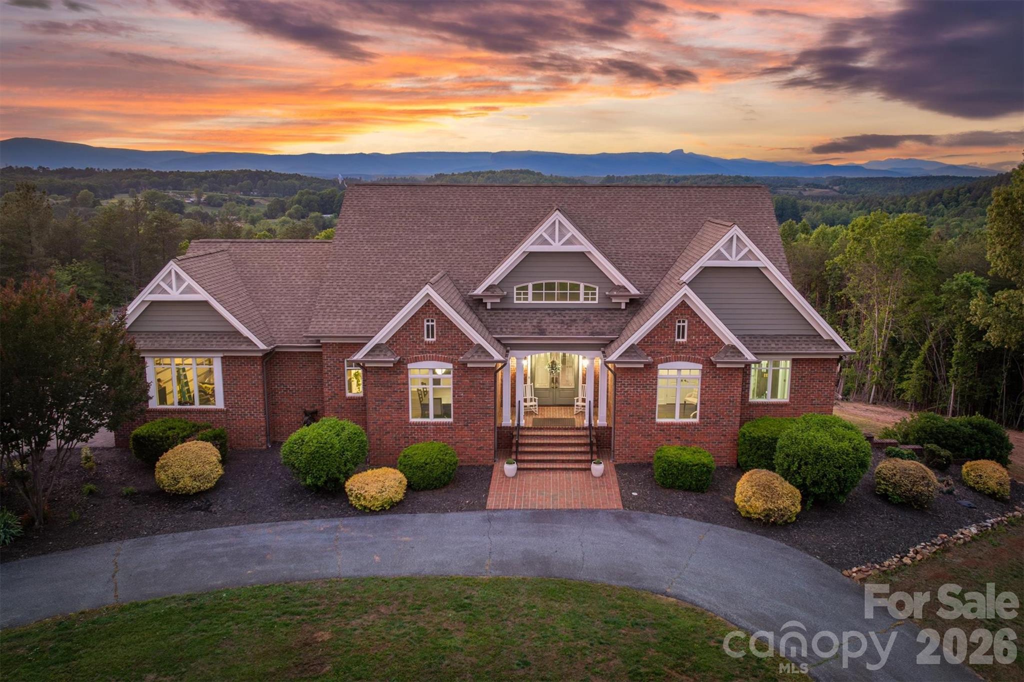 5230 Roy Mcgalliard Avenue — Morganton