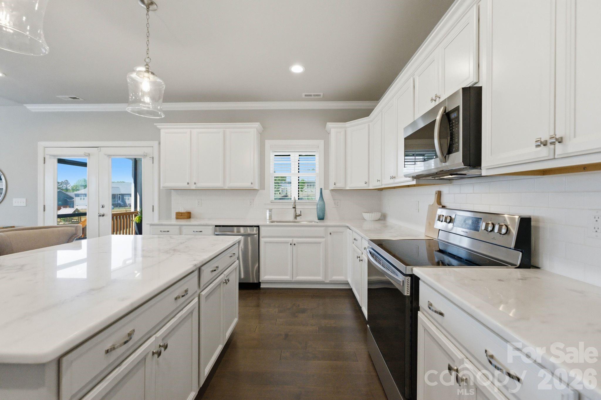 176 Staffordshire Drive — Statesville