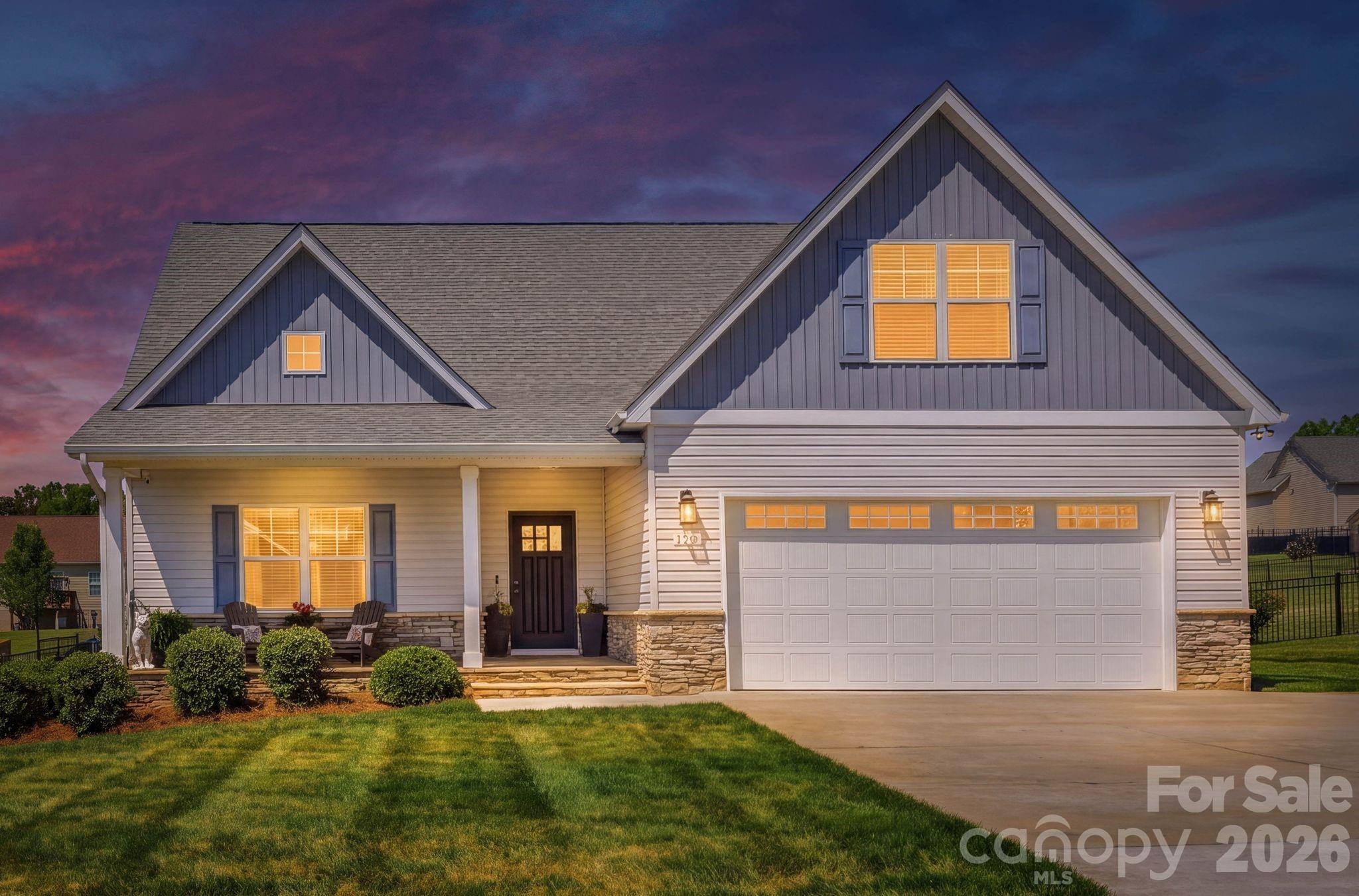 176 Staffordshire Drive — Statesville