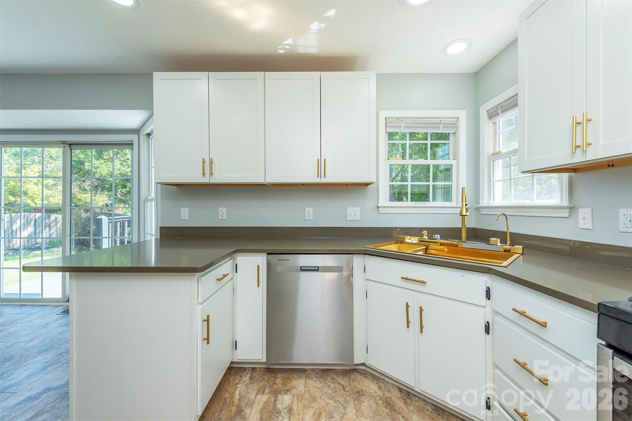 23 Westmont Drive — Asheville
