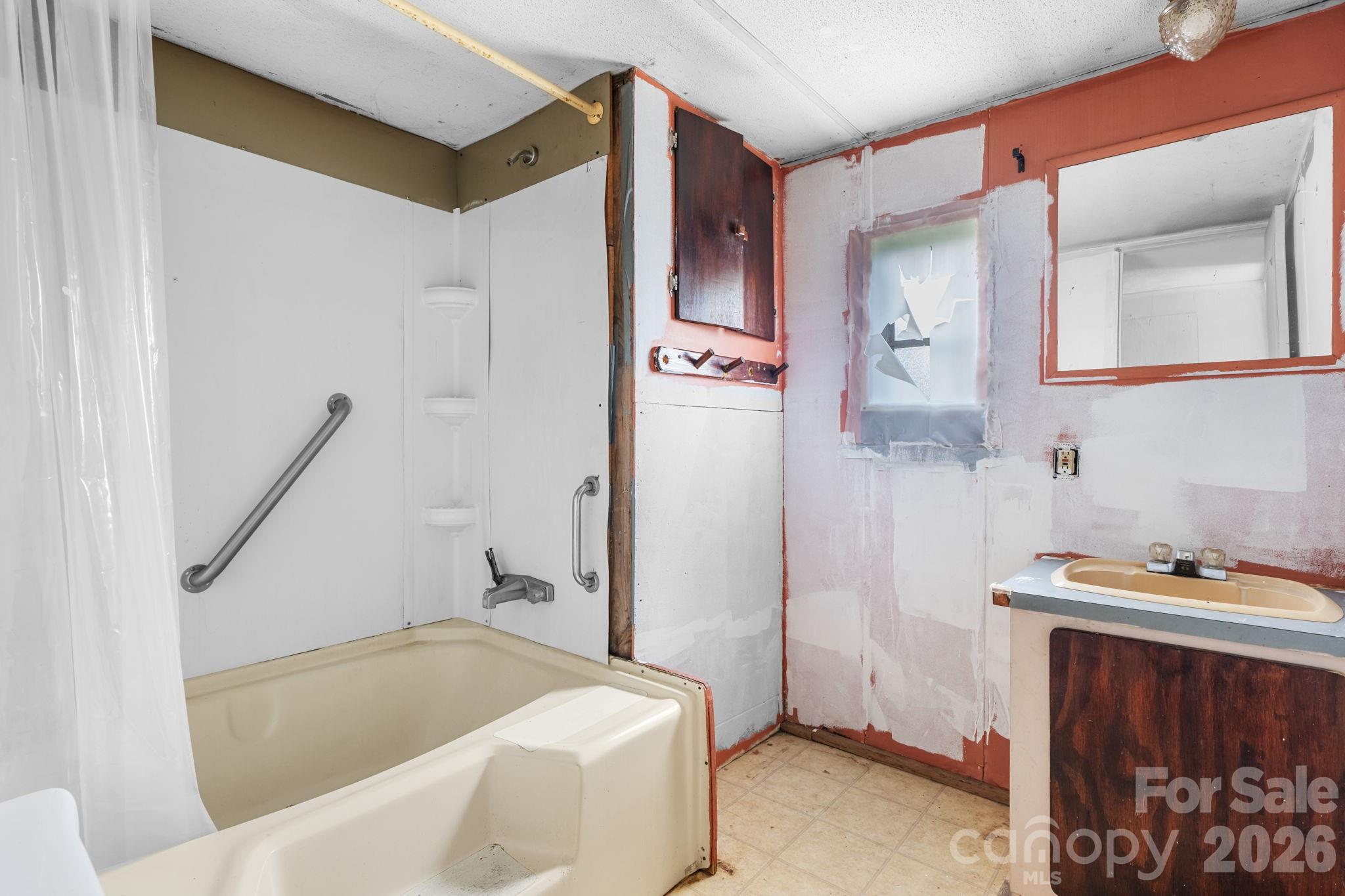1293 Bess Chapel Church Road — Cherryville